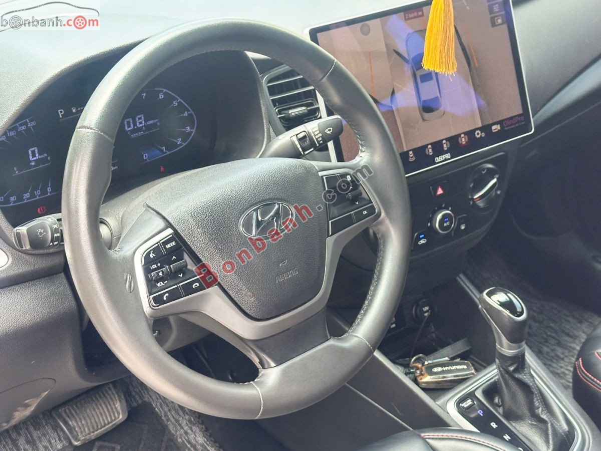 Bán ô tô Hyundai Accent 1.4 AT - 2021 - xe cũ