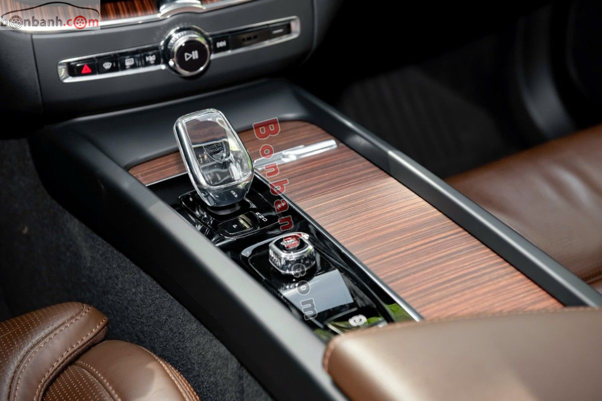 Bán ô tô Volvo XC60 Ultimate Bright B6 AWD - 2022 - xe cũ