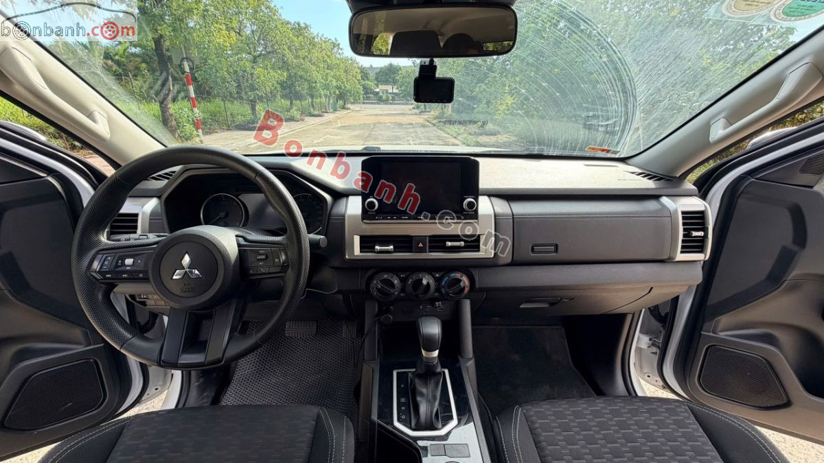 Bán ô tô Mitsubishi Triton GLX 2WD AT - 2024 - xe cũ