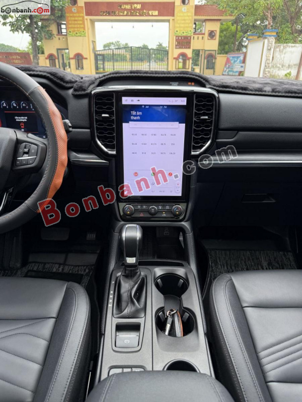 Bán ô tô Ford Everest Titanium 2.0L 4x2 AT - 2025 - xe cũ