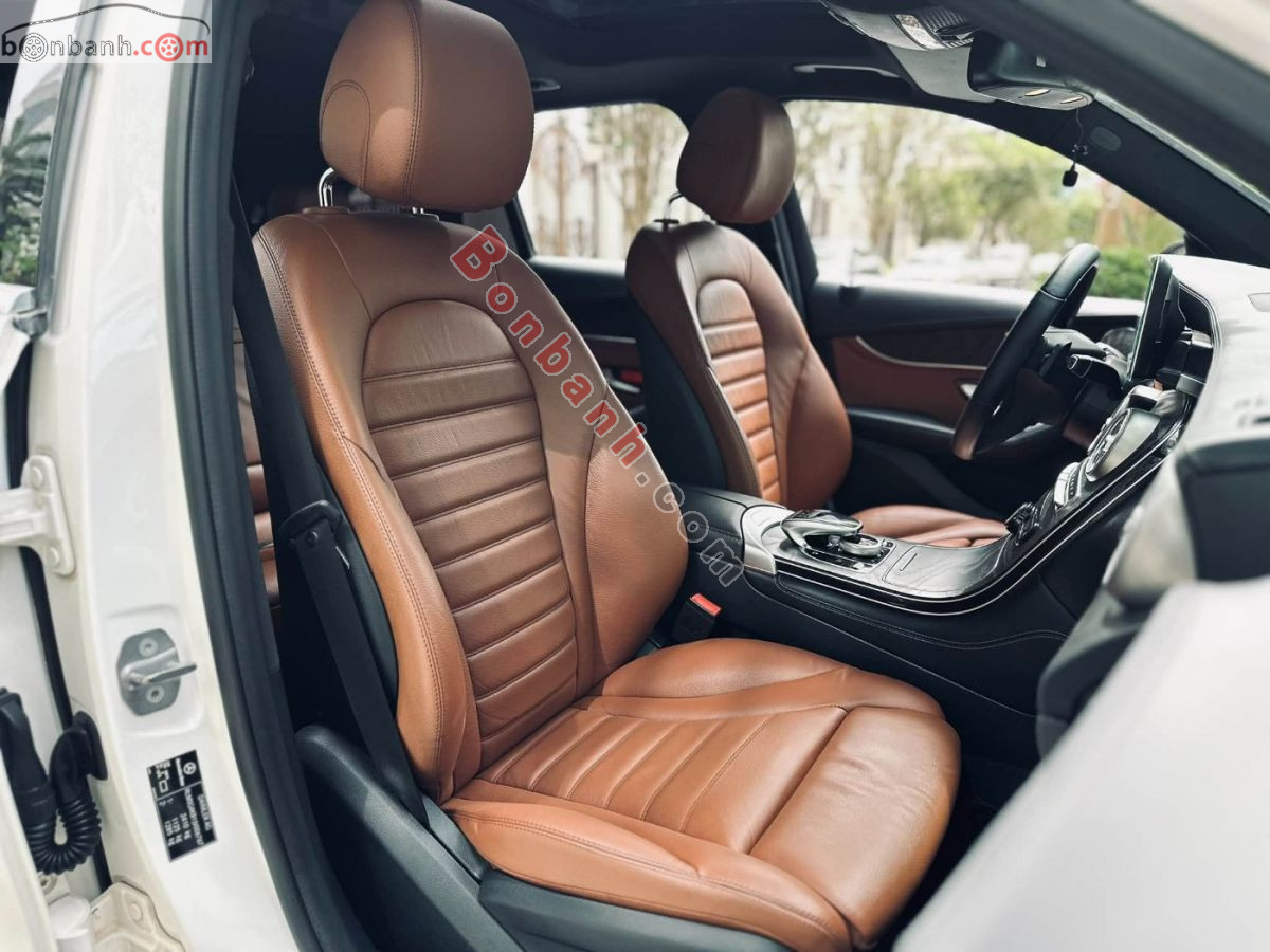 Bán ô tô Mercedes Benz GLC 300 4Matic - 2018 - xe cũ