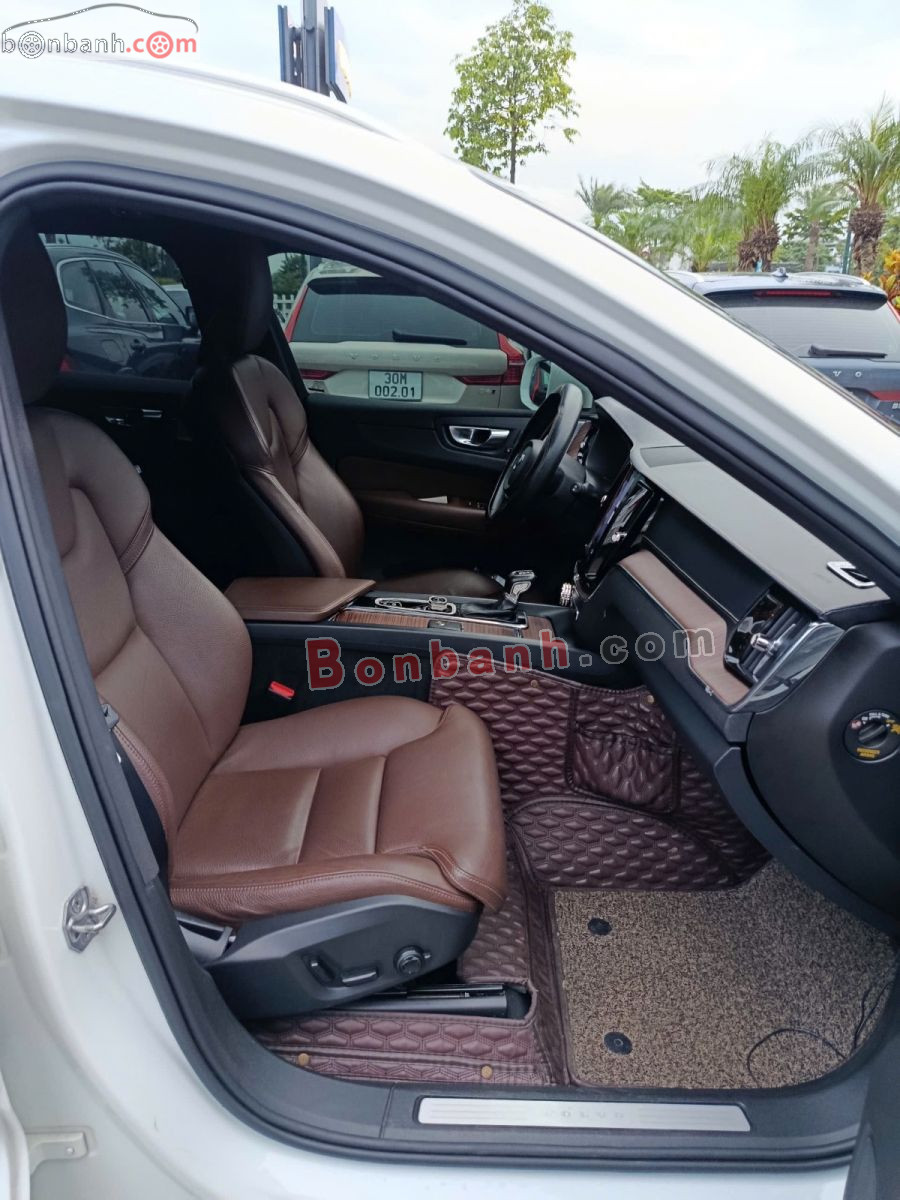 Bán ô tô Volvo XC60 R-Design B6 AWD - 2021 - xe cũ