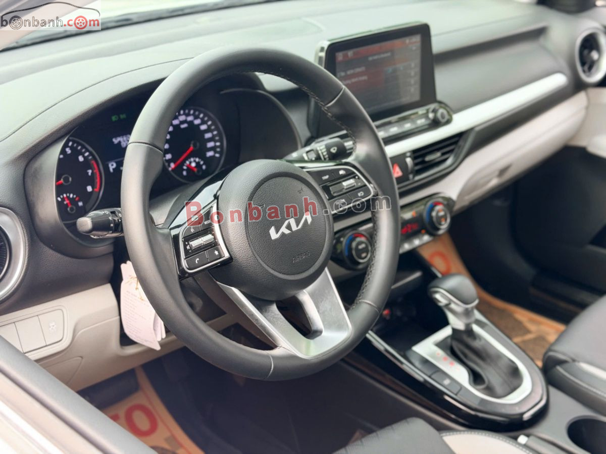 Bán ô tô Kia K3 Luxury 1.6 AT - 2025 - xe cũ