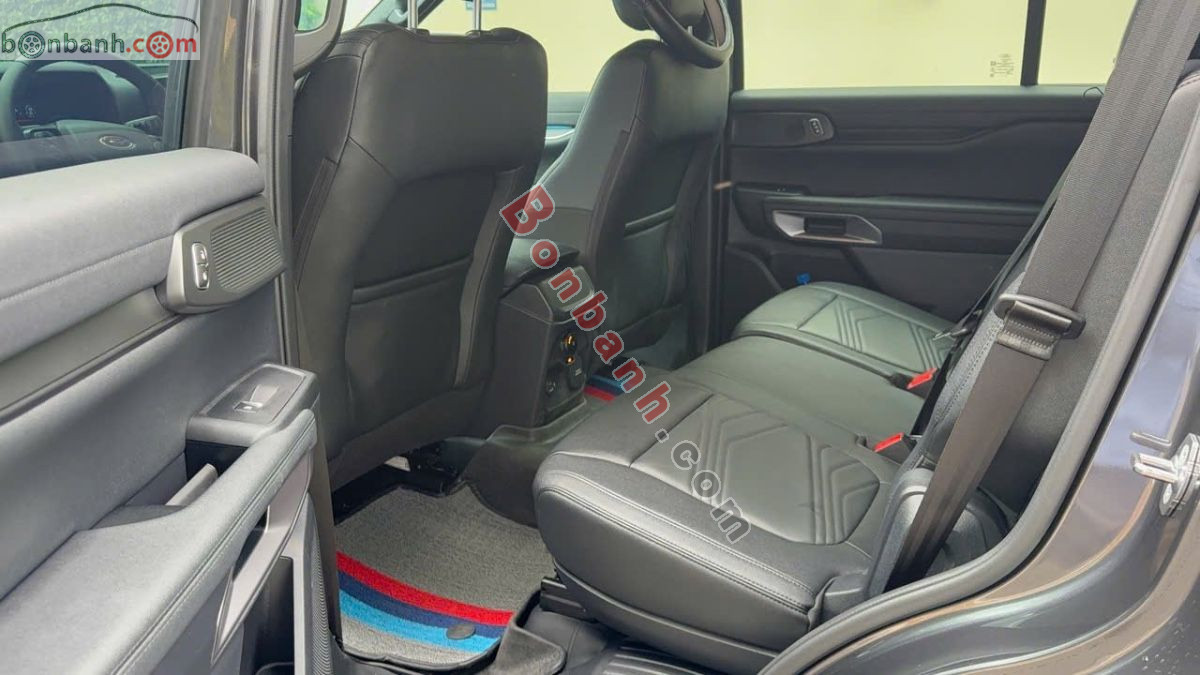 Bán ô tô Ford Everest Titanium 2.0L 4x2 AT - 2025 - xe cũ