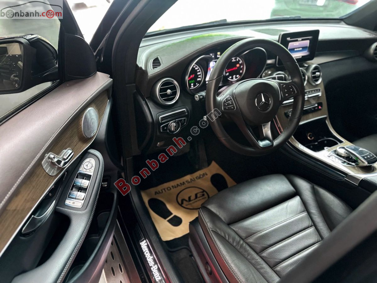 Bán ô tô Mercedes Benz GLC 250 4Matic - 2019 - xe cũ