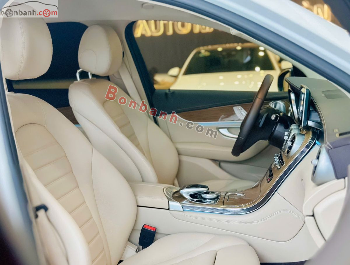 Bán ô tô Mercedes Benz GLC 250 4Matic - 2018 - xe cũ