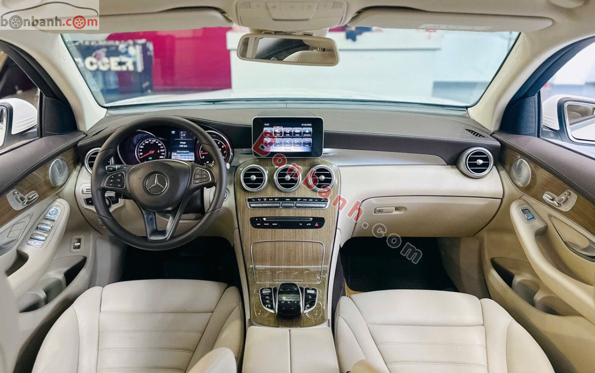 Bán ô tô Mercedes Benz GLC 250 4Matic - 2018 - xe cũ