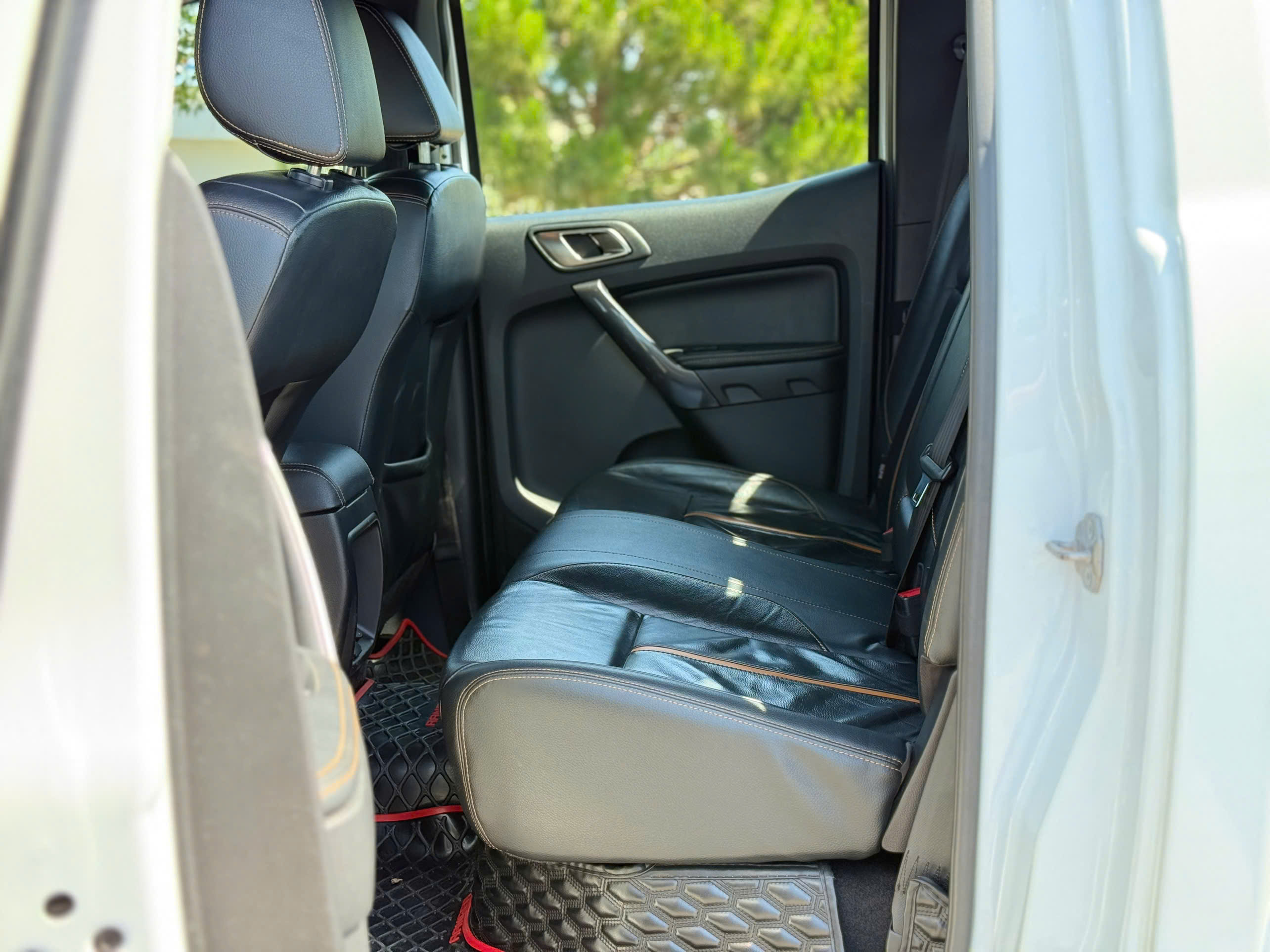 Bán FORD RANGER sx 2021 số tự động hai cầu bản cao cấp