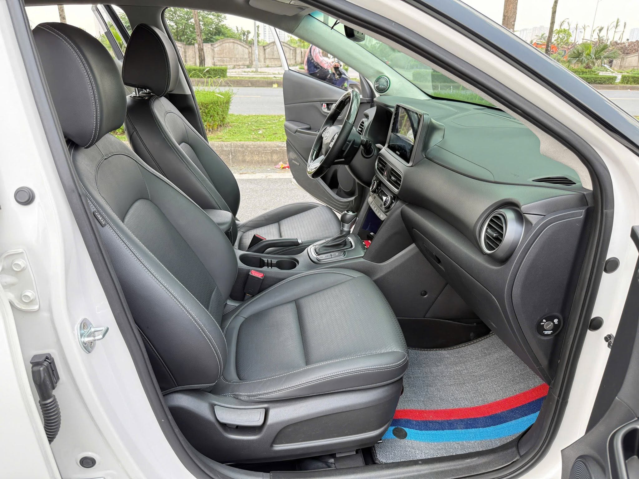 Bán ô tô Hyundai Kona Đặc Biệt 2.0 AT năm sản xuất 2021, màu trắng, 475 triệu