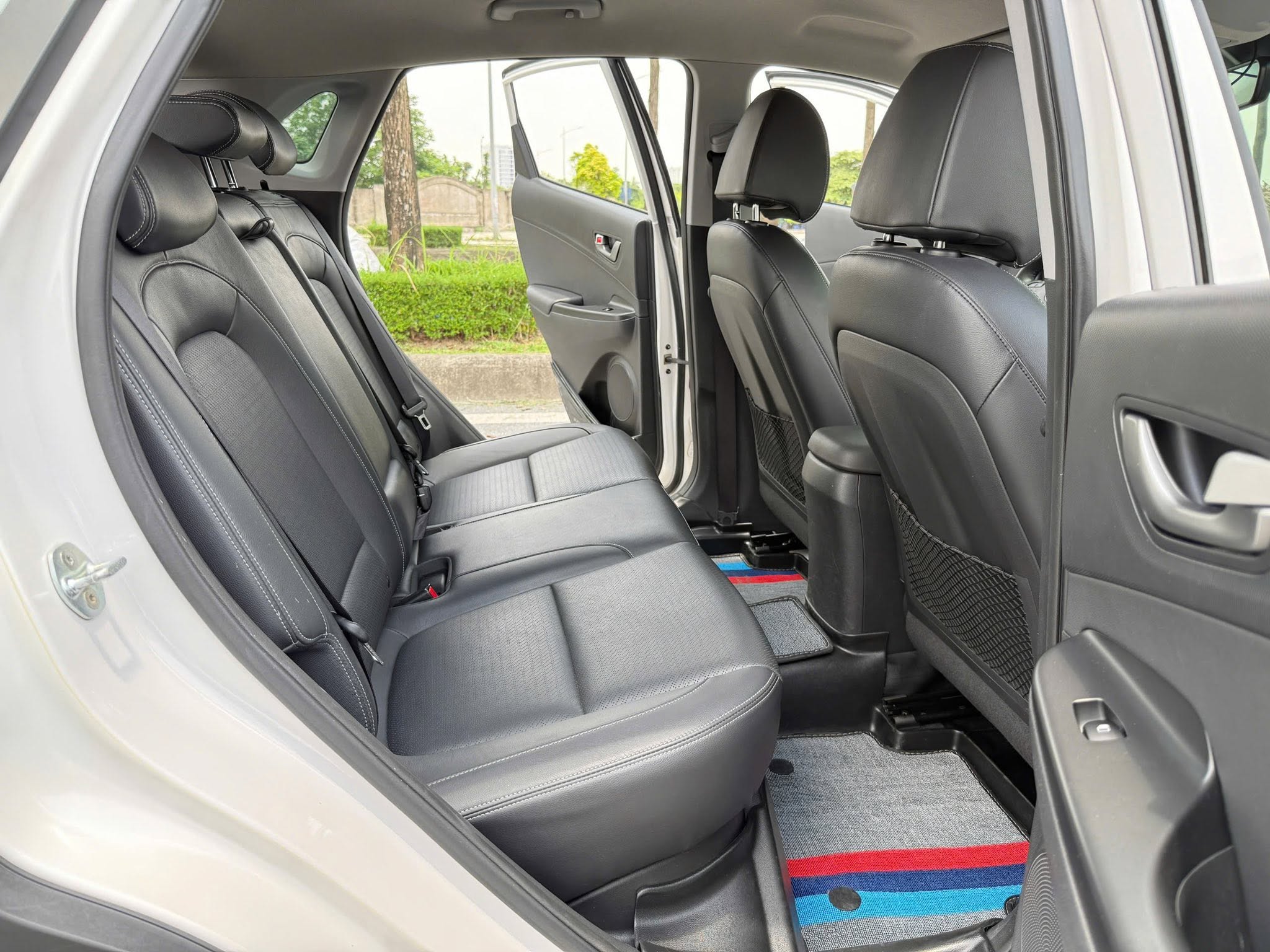 Bán ô tô Hyundai Kona Đặc Biệt 2.0 AT năm sản xuất 2021, màu trắng, 475 triệu
