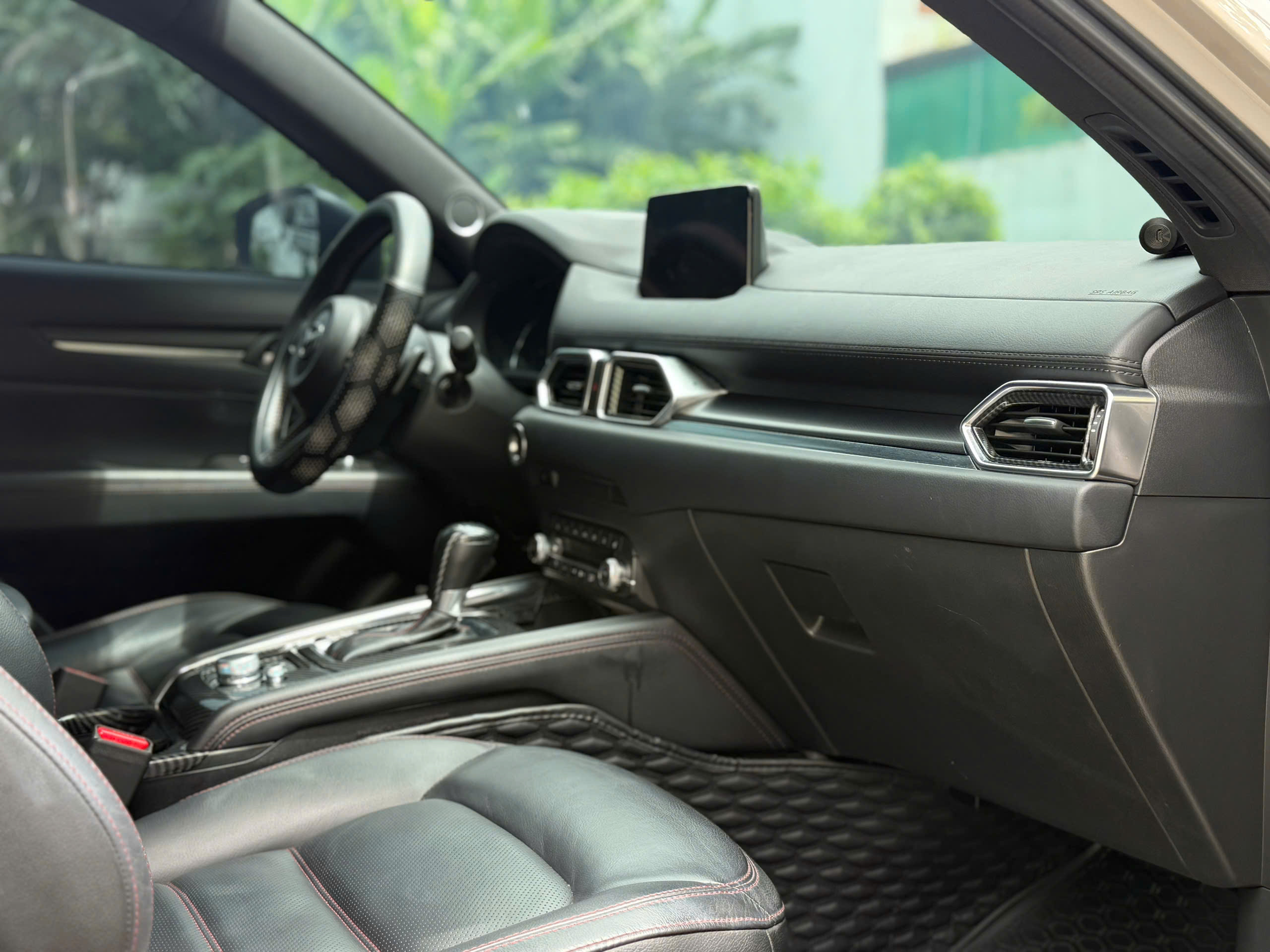 Cần bán xe Mazda Mazda CX 5 Premium Sport 2.0 AT sản xuất năm 2025, màu bạc, 750 triệu