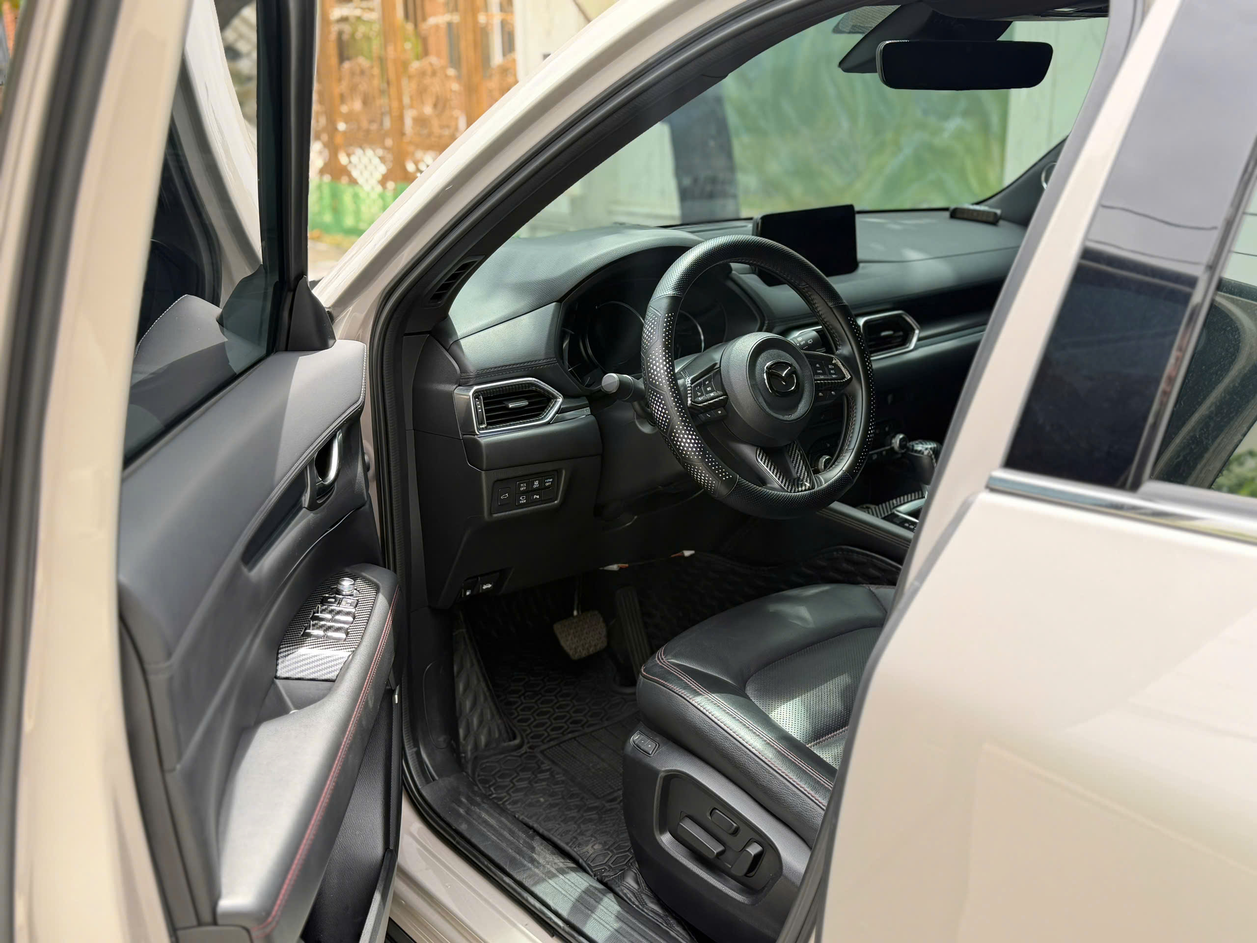 Cần bán xe Mazda Mazda CX 5 Premium Sport 2.0 AT sản xuất năm 2025, màu bạc, 750 triệu