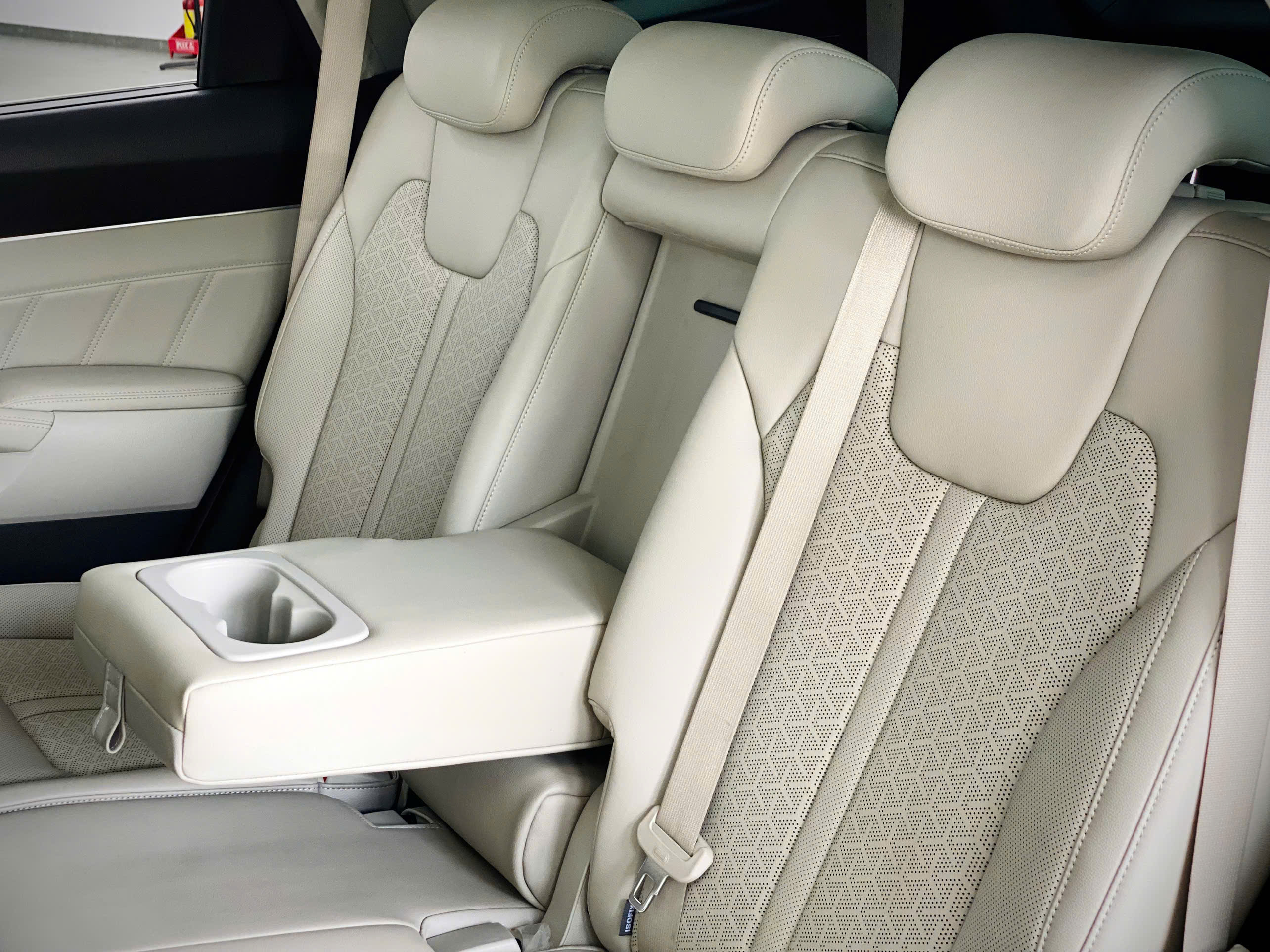 Bán xe Kia Sorento Signature 2.2 AT AWD năm sản xuất 2023, màu đỏ
