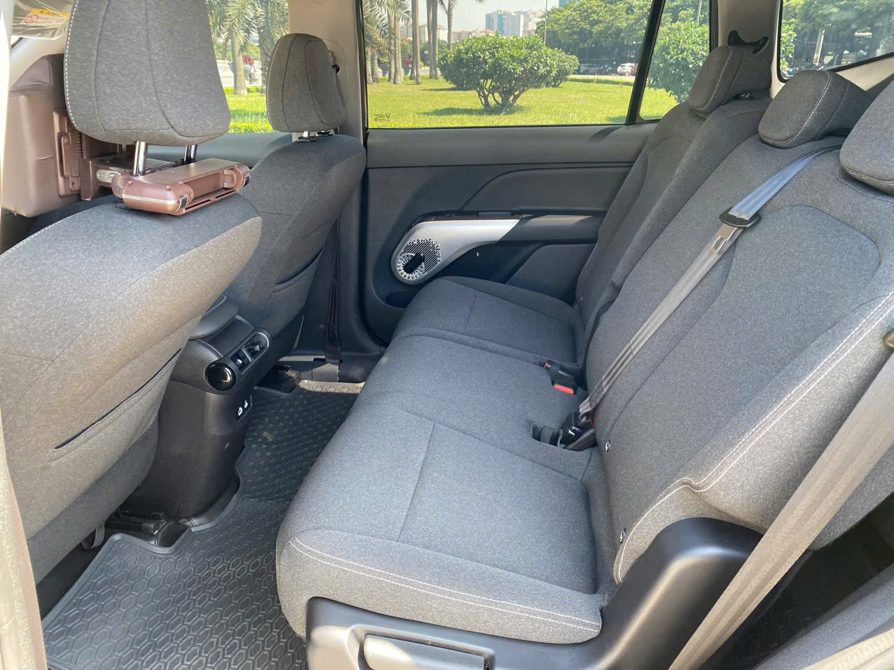 Limo Green Sx 2025 – Biển Trắng – Giá Chỉ 640 Triệu