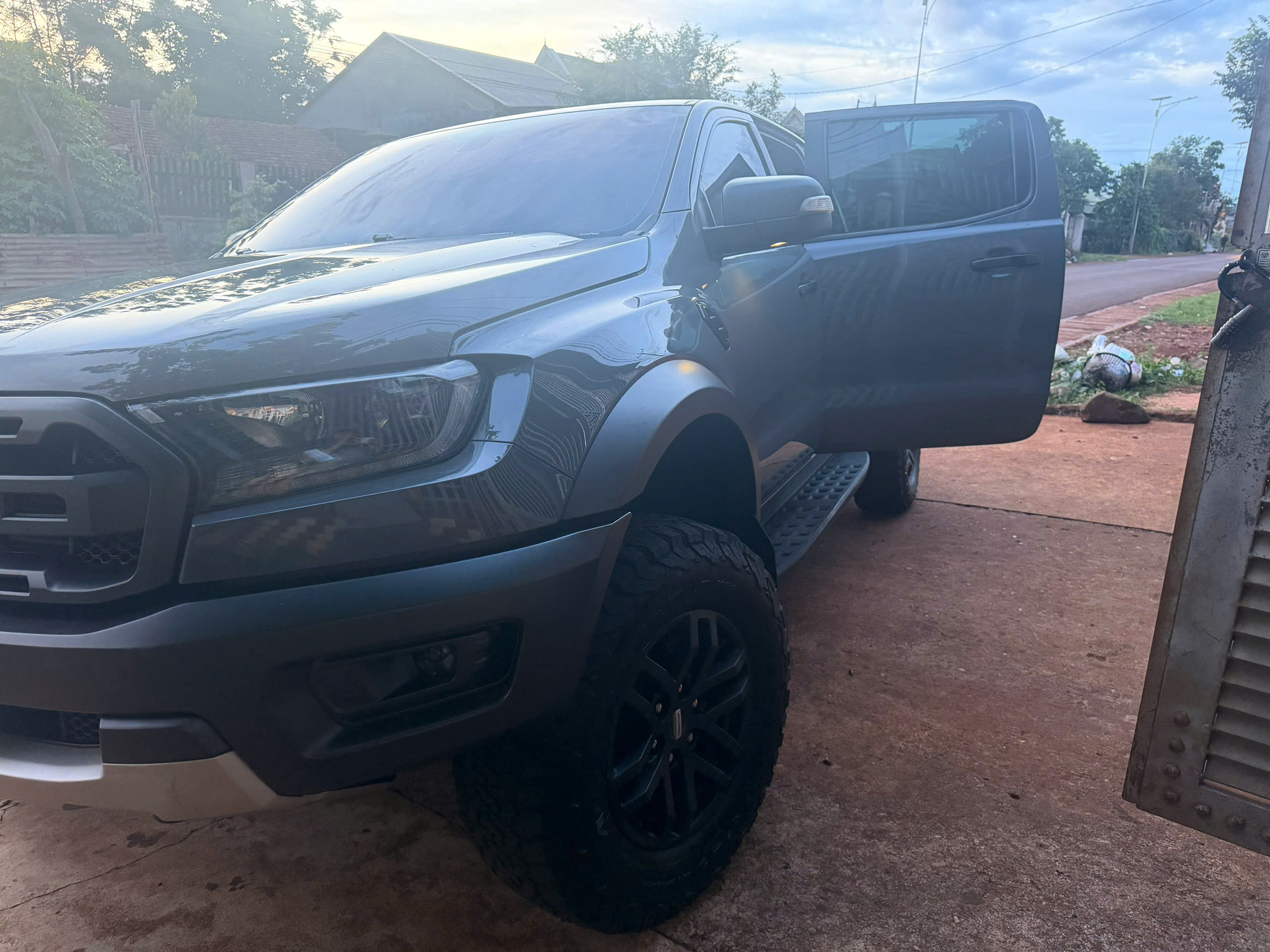 Cần Tiền Trả Nợ – Bán Ford Ranger Raptor 2019, Đăng Ký 2020