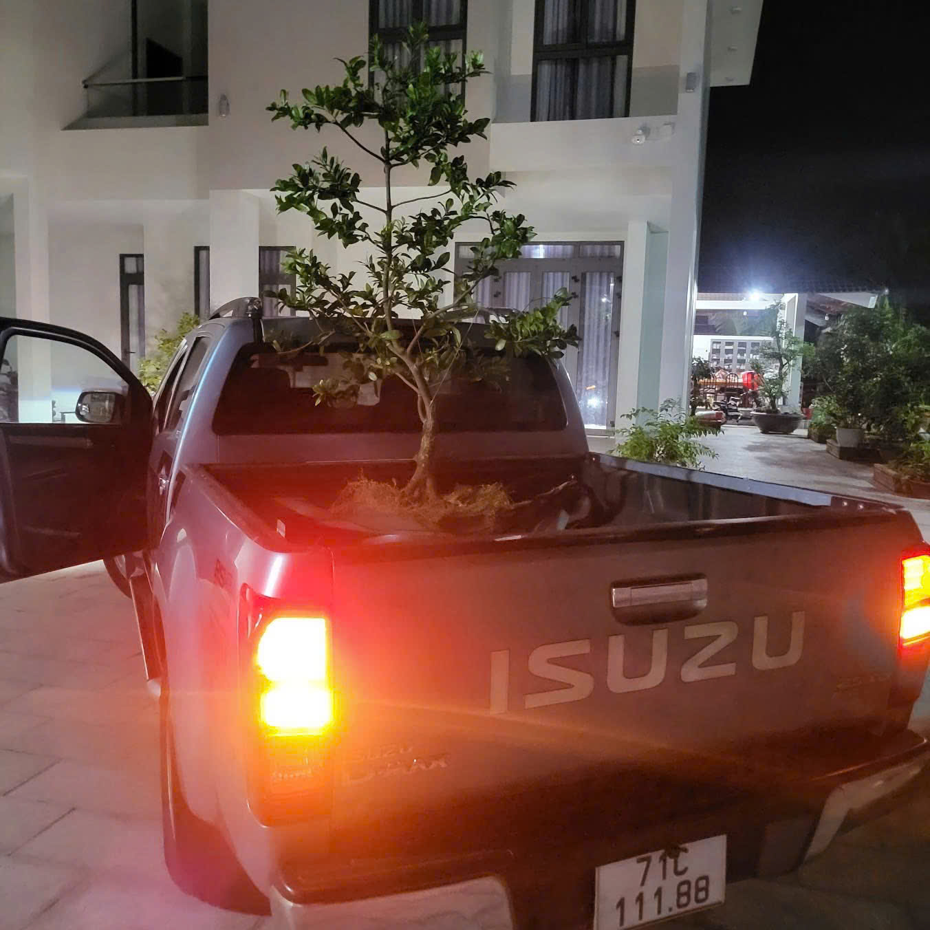 Bán Ô Tô Bán Tải Isuzu D-Max 2014 Tự Động (Thái Lan)