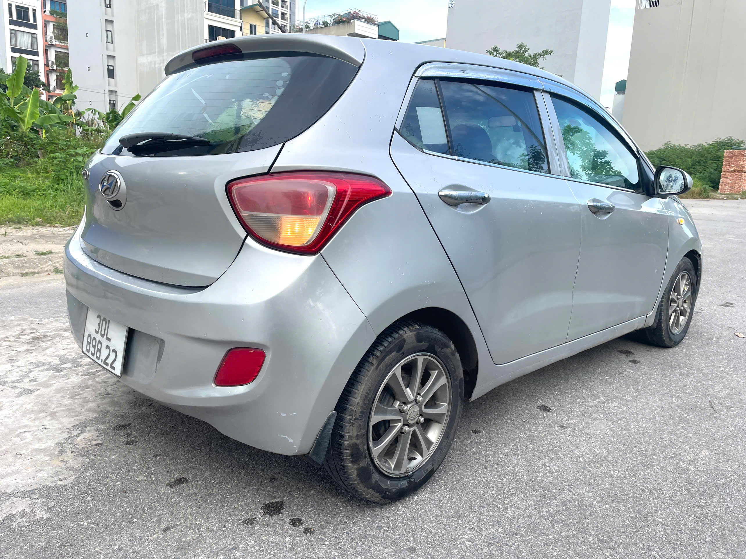 HYUNDAI i10 – ĐỜI 2016 – GIÁ CHỈ 125 TRIỆU