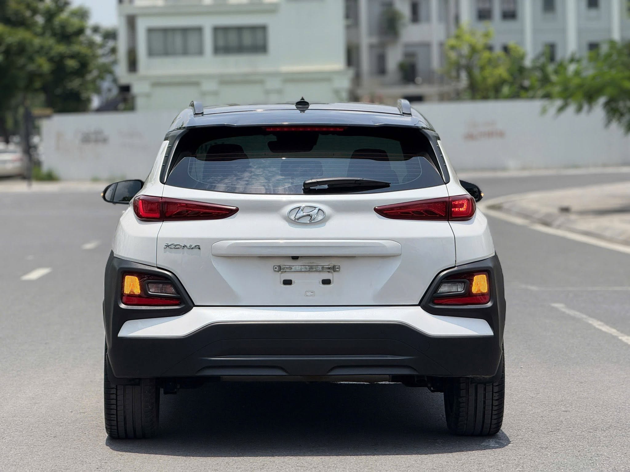 Bán ô tô Hyundai Kona Đặc Biệt 2.0 AT năm sản xuất 2021, màu trắng, 475 triệu