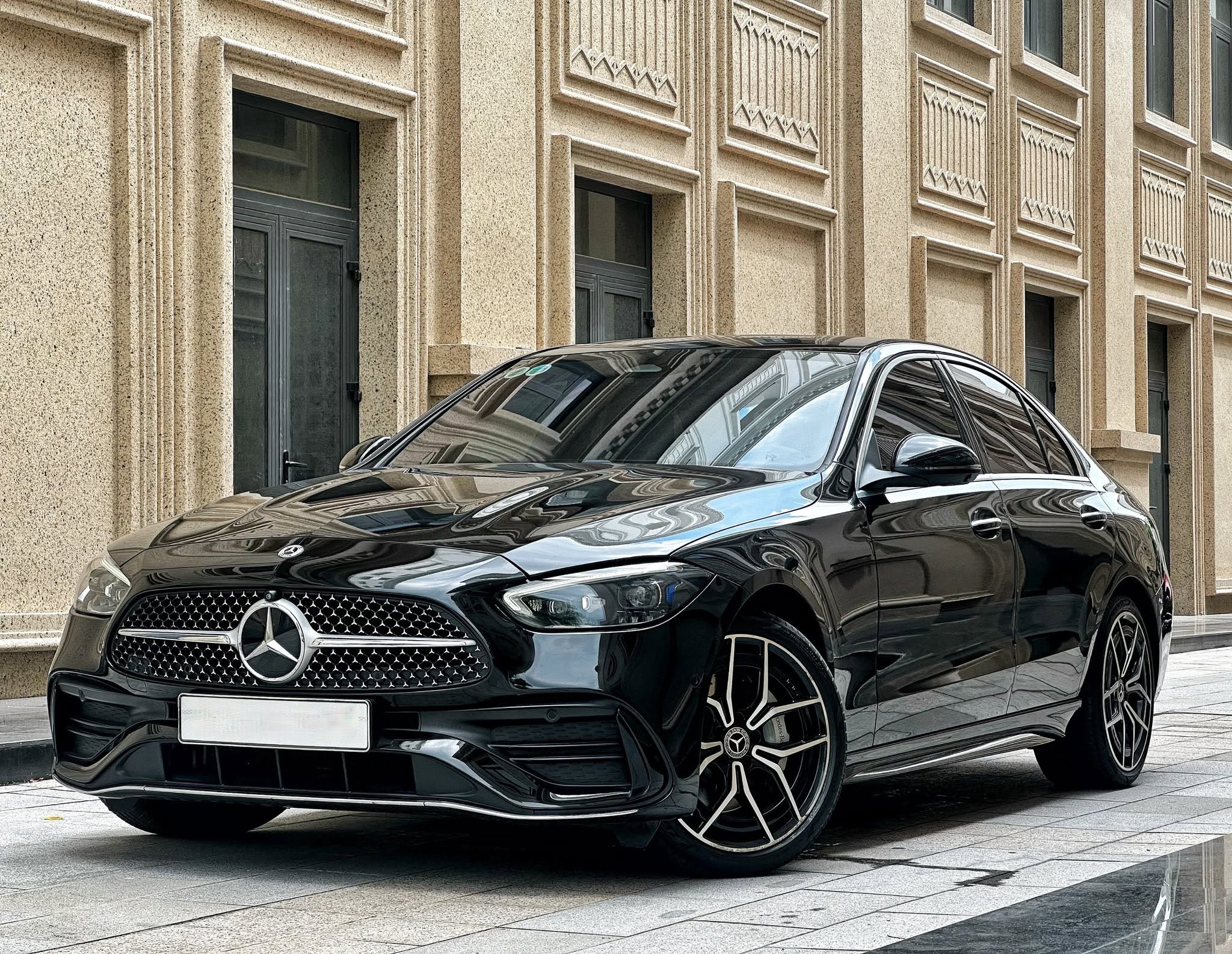 Bán Mercedes-Benz C class C300 AMG CBU năm 2023, màu đen, nhập khẩu giá cạnh tranh