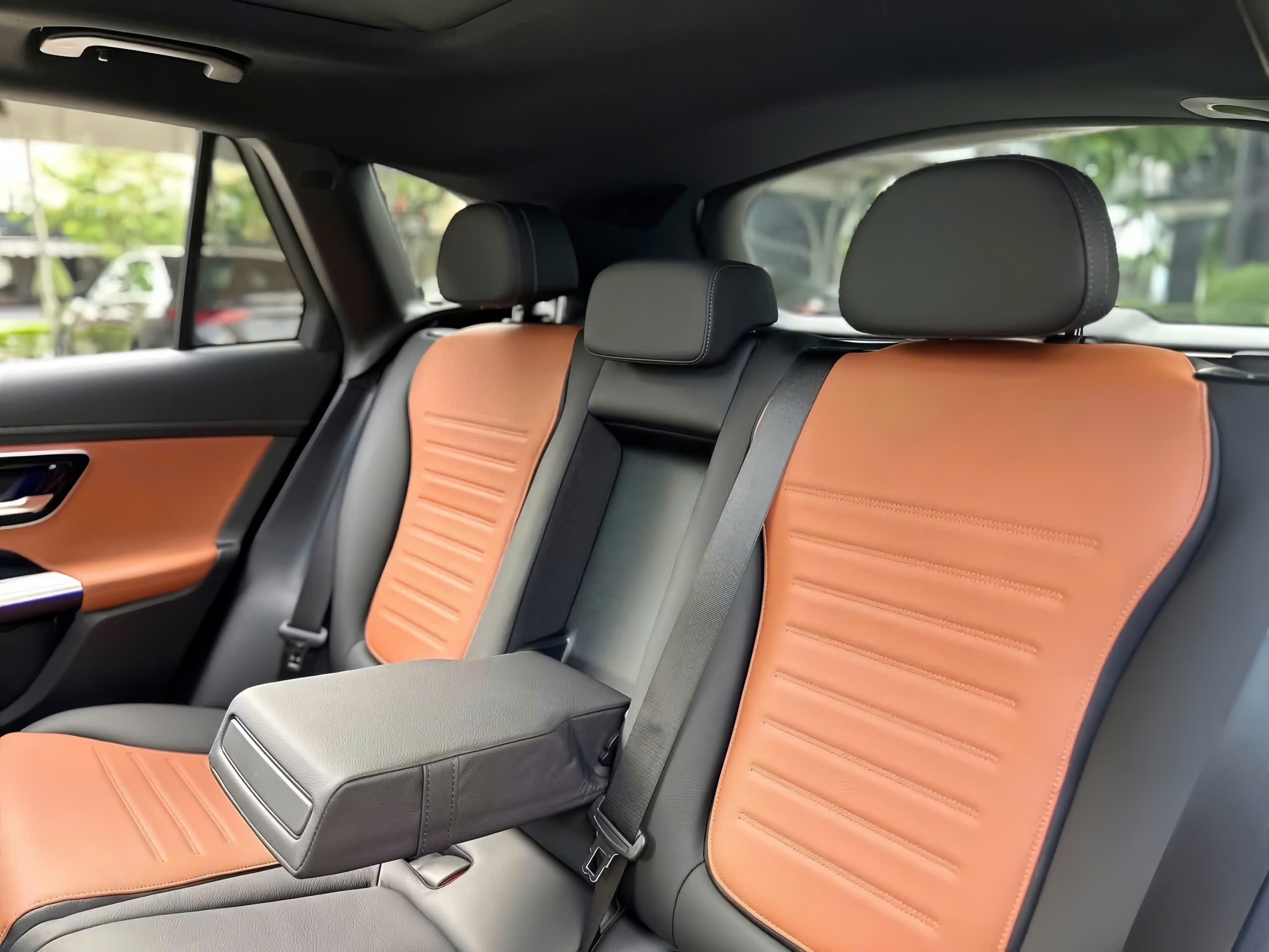 Duy Nhất 01 Suất Ưu Đãi Mercedes Glc 300 4matic 2025 – Tiết Kiệm Đến 500 Triệu!