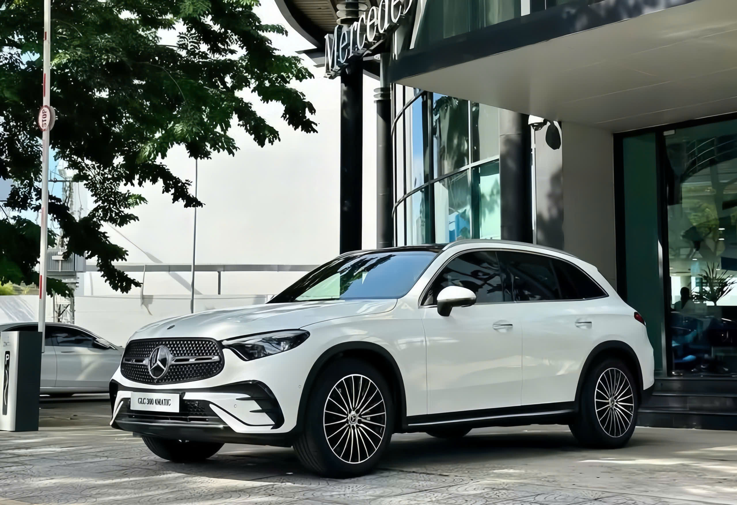 Duy Nhất 01 Suất Ưu Đãi Mercedes Glc 300 4matic 2025 – Tiết Kiệm Đến 500 Triệu!