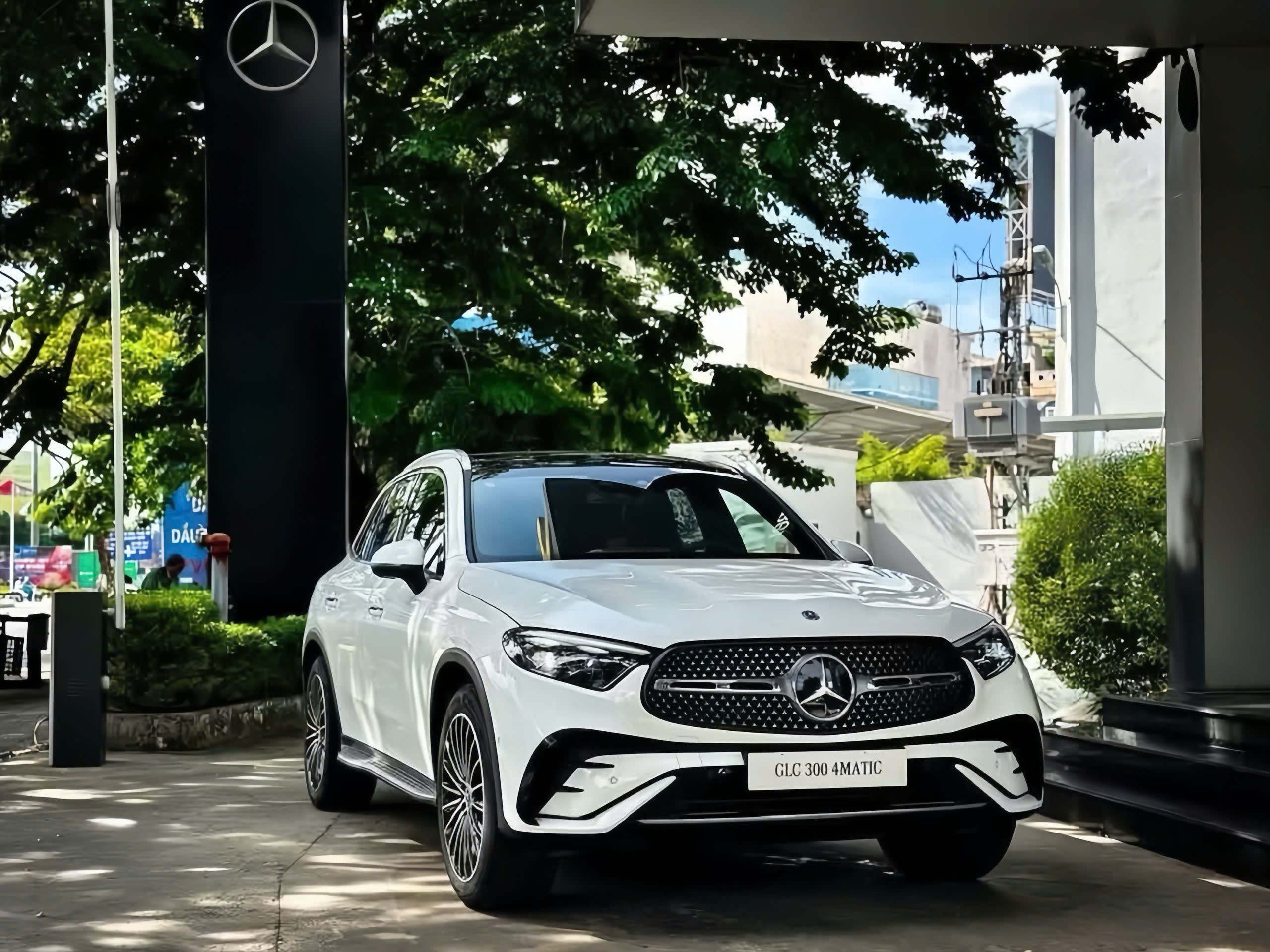 Duy Nhất 01 Suất Ưu Đãi Mercedes Glc 300 4matic 2025 – Tiết Kiệm Đến 500 Triệu!