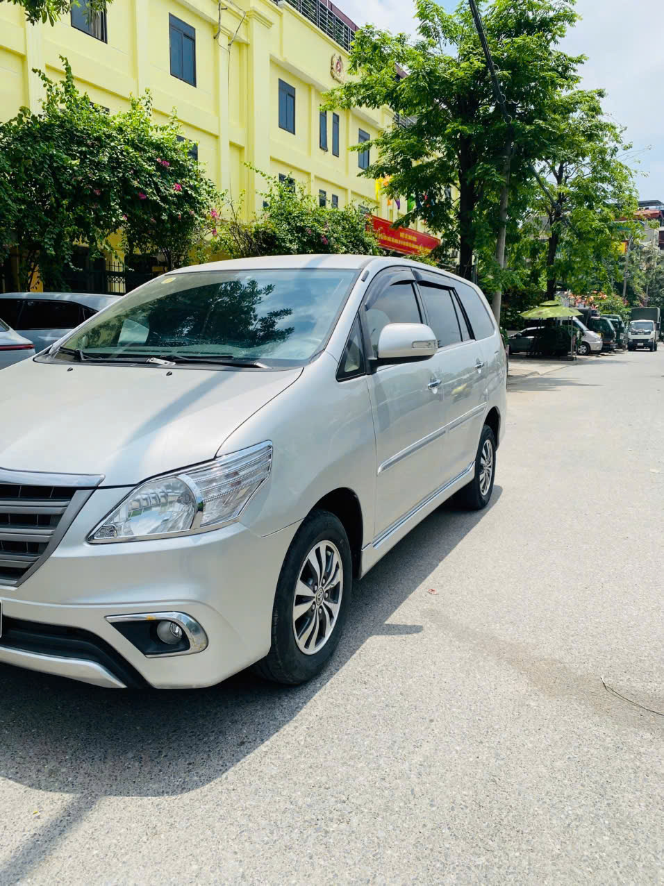 Toyota Innova E 2.0 Mt – Đời 2015 – Giá Chỉ 215 Triệu