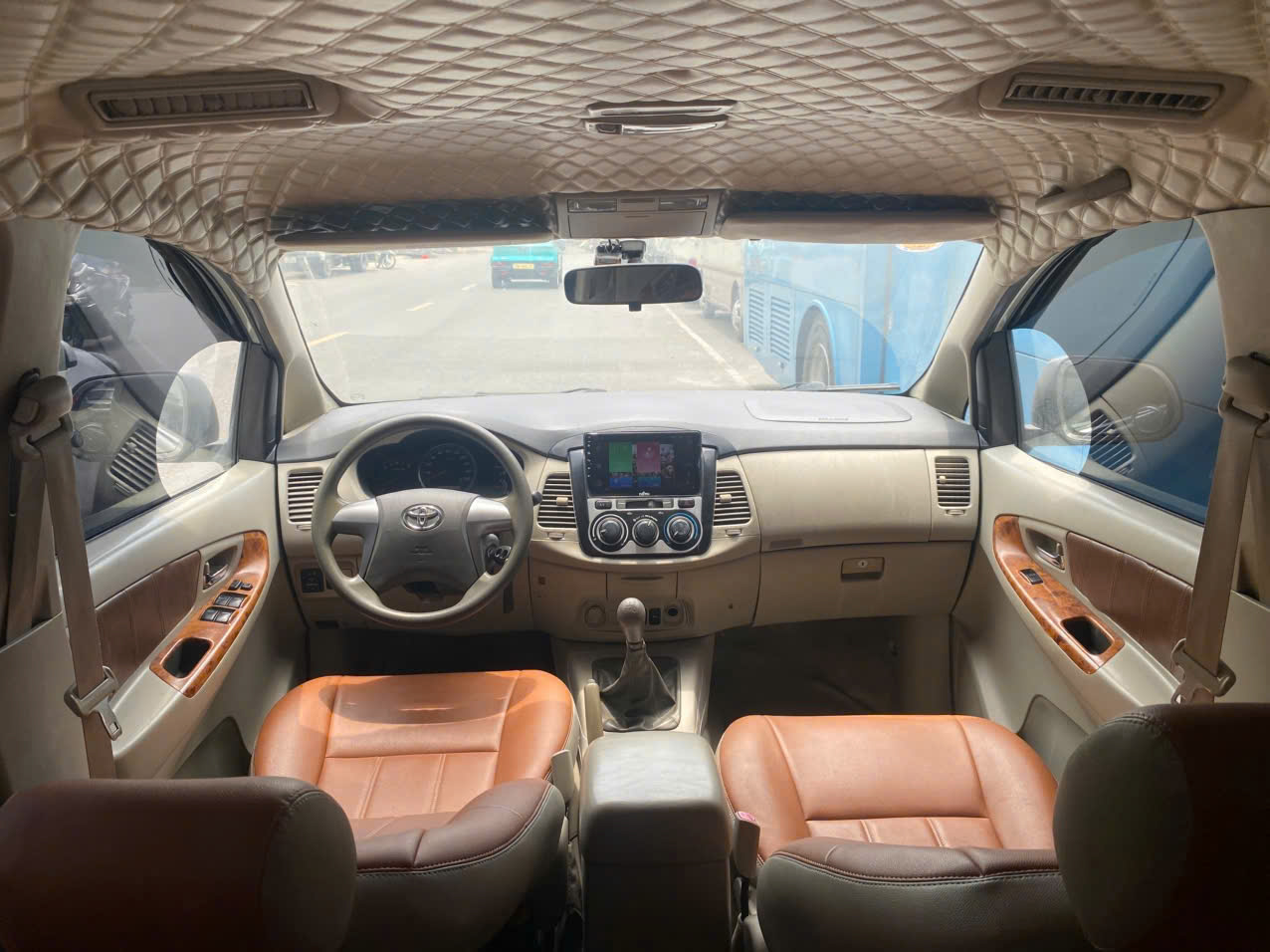 Toyota Innova E 2.0 Mt – Đời 2015 – Giá Chỉ 215 Triệu