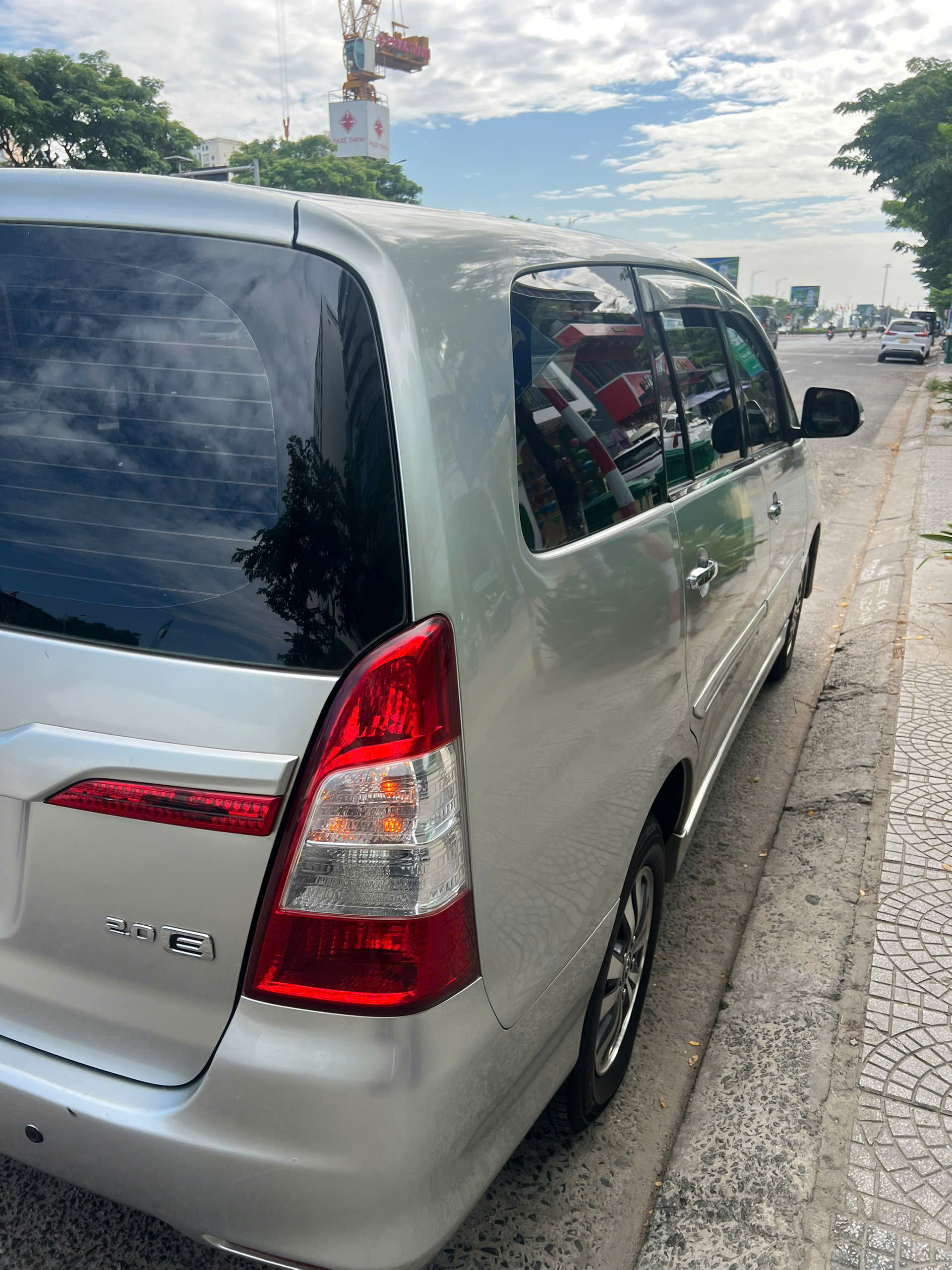 Cần Bán Toyota Innova E 2015 – Số Sàn – 1 Đời Chủ – Giá 265 Triệu