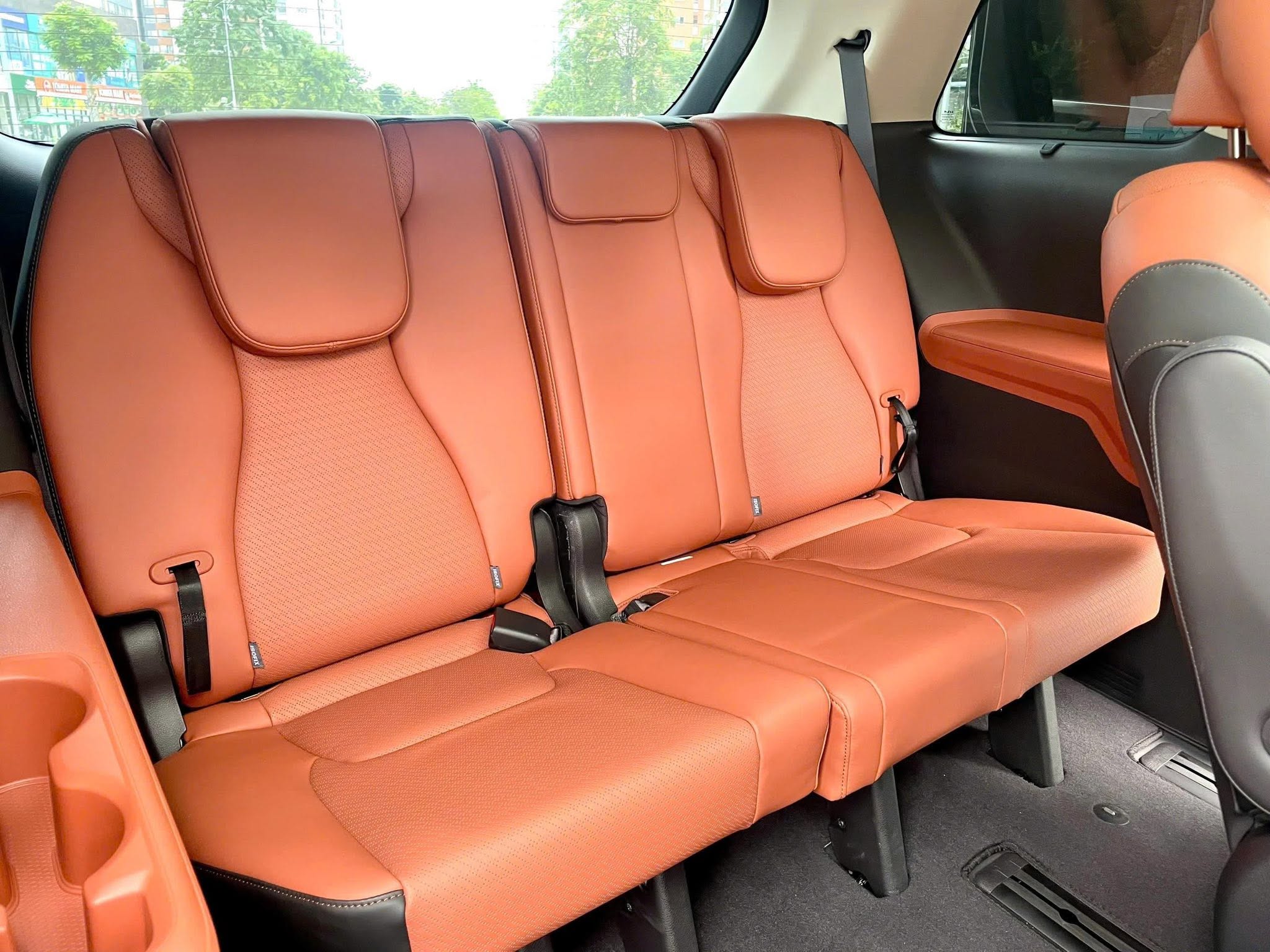 Cần bán xe Kia Carnival Signature 2.2D Full dầu sản xuất 2024, màu đen