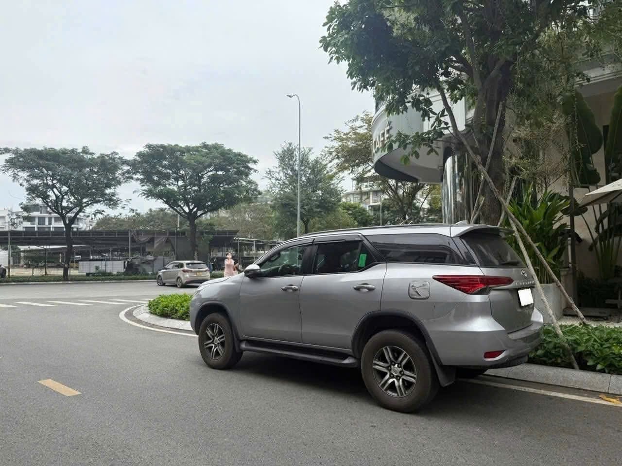 Bán ô tô Toyota Fortuner 2.4G 4x2 MT - 2019 - xe cũ