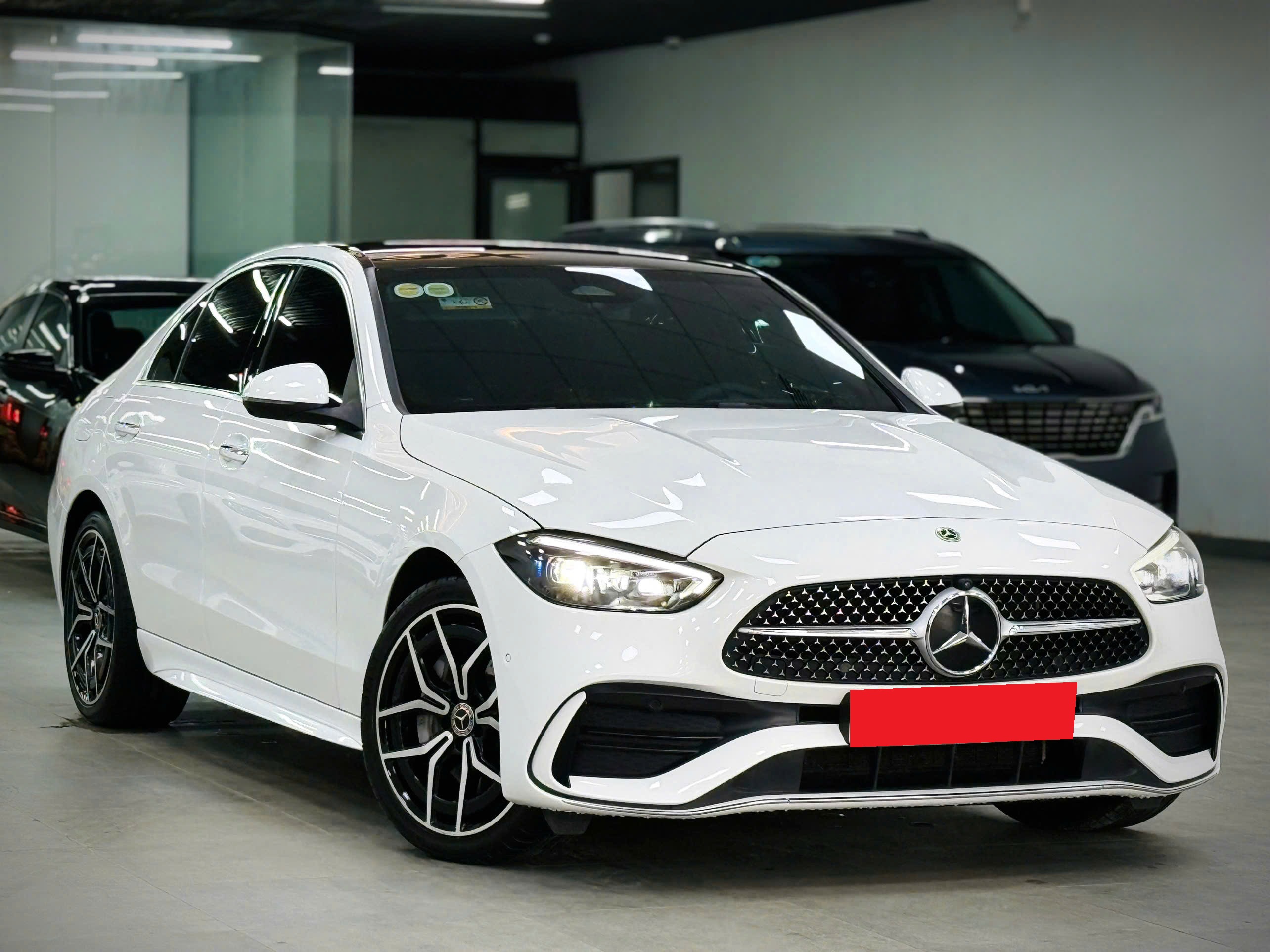 Cần bán Mercedes-Benz C class C300 AMG sản xuất 2022, màu trắng, nhập khẩu nguyên chiếc