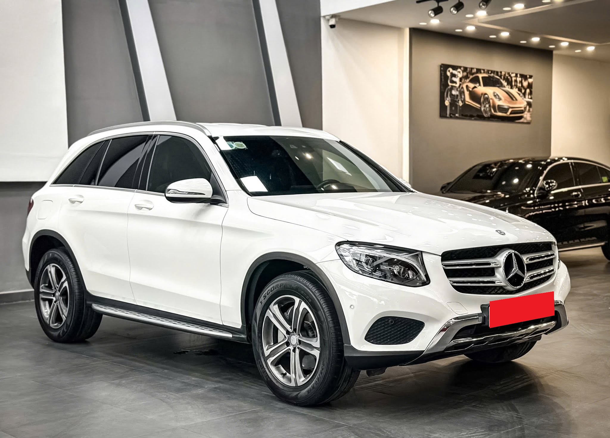 Bán Mercedes-Benz GLC-Class 250 4Matic năm sản xuất 2018, màu trắng