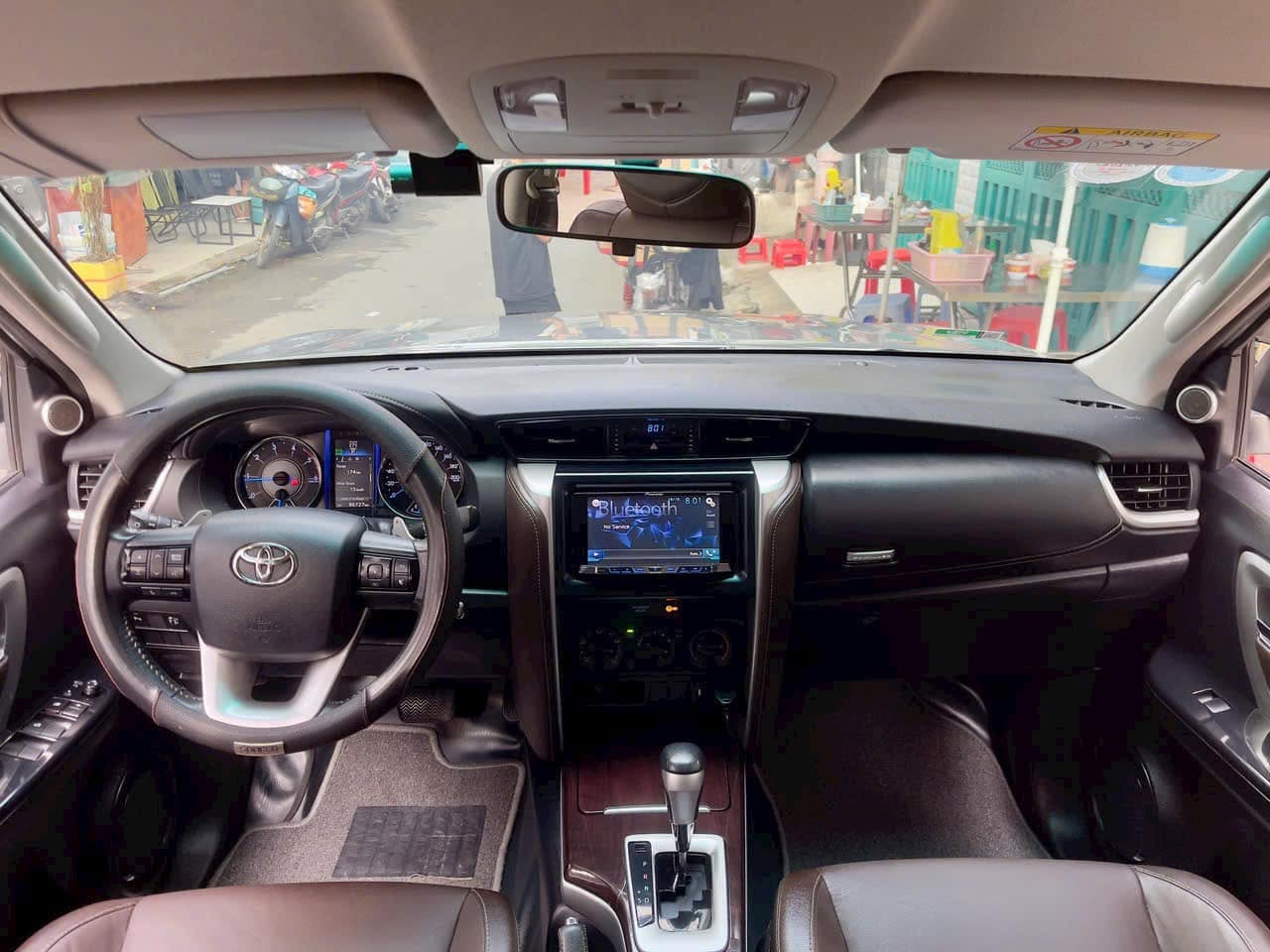 Cần bán xe Toyota Fortuner 2.4G 4x2 AT năm sản xuất 2019, màu bạc, xe nhập giá cạnh tranh