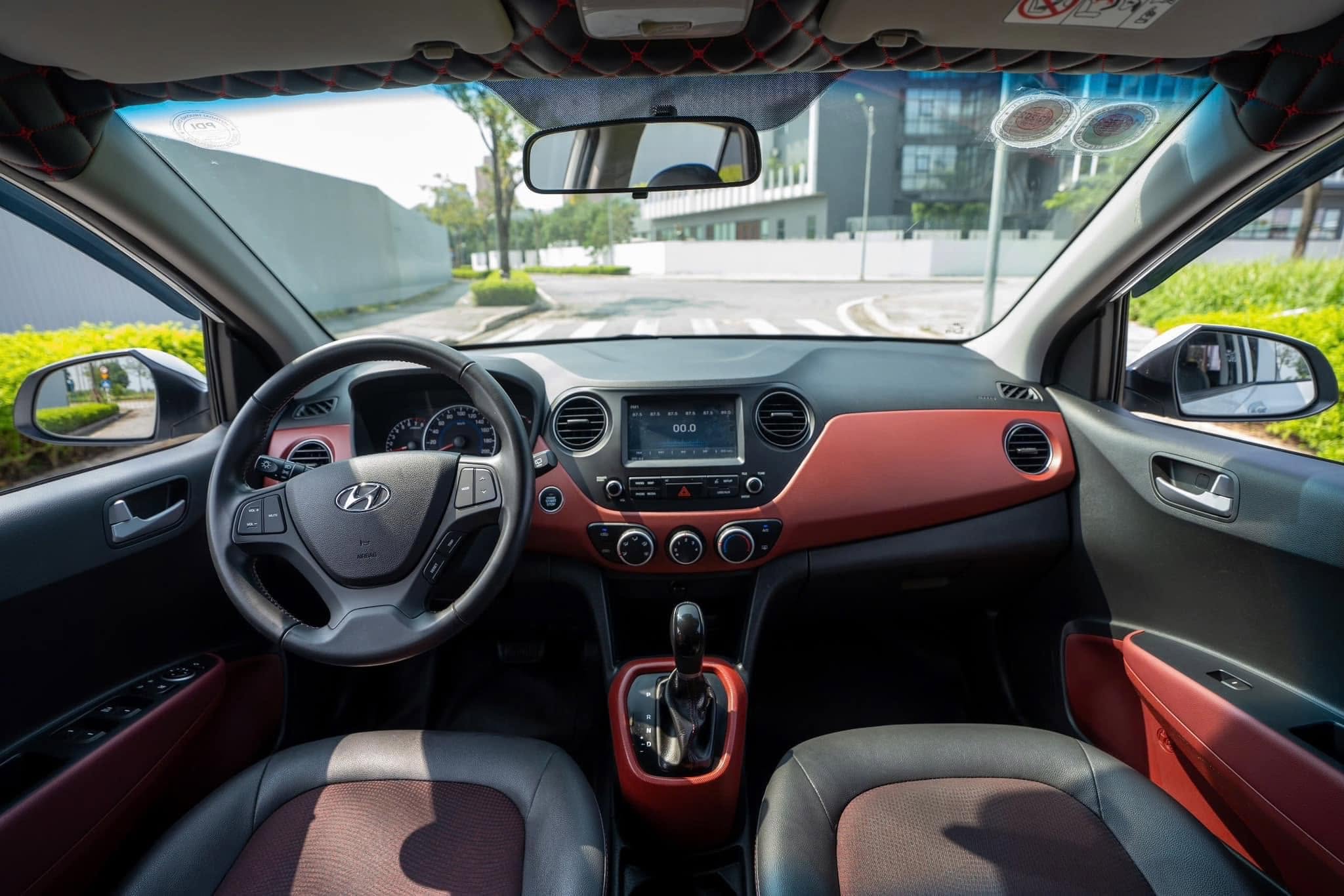 Bán ô tô Hyundai Grand i10 1.2 AT sản xuất năm 2020, màu trắng