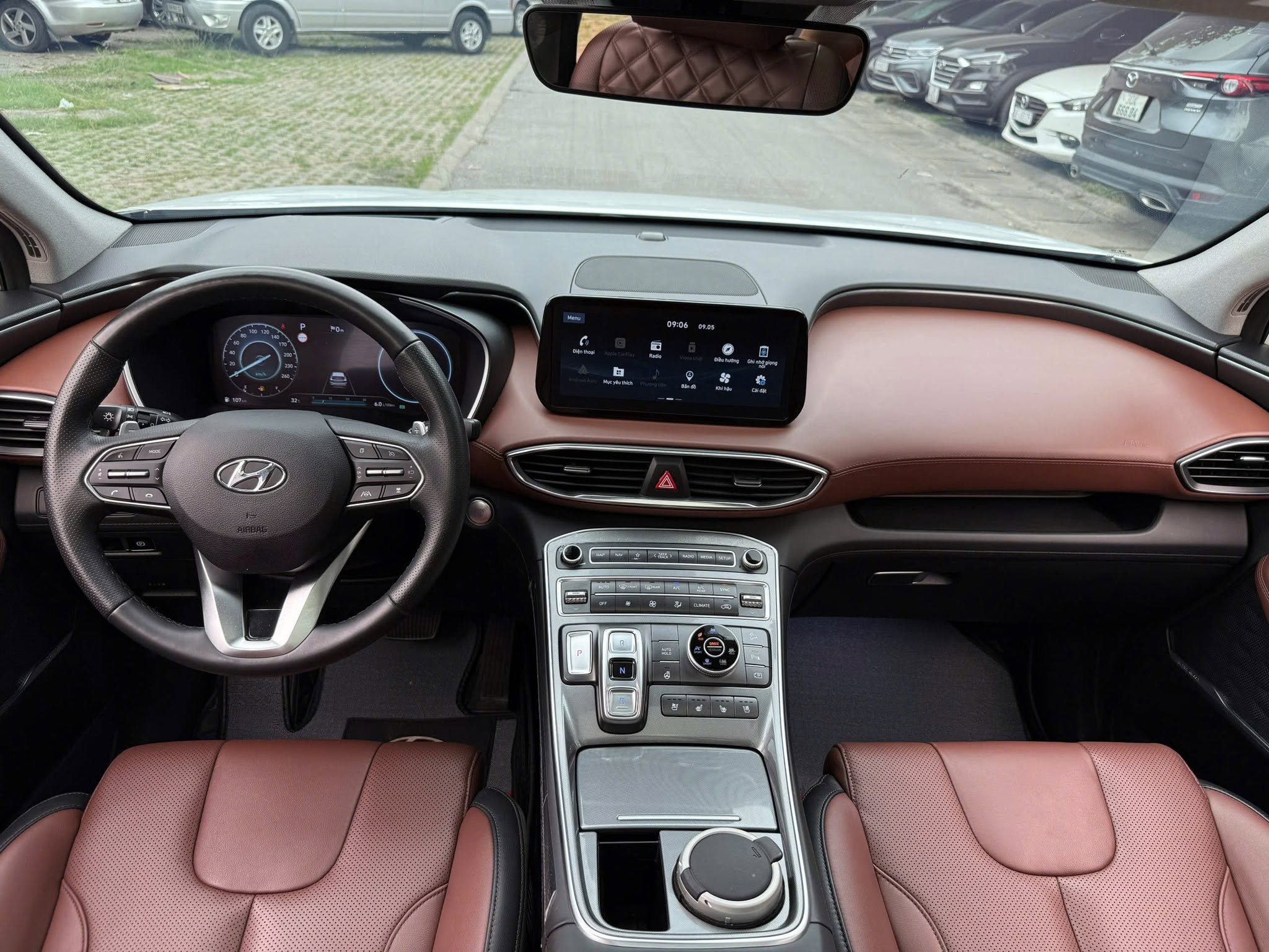 Bán ô tô Hyundai Santa Fe Cao Cấp 2.2L HTRAC sản xuất năm 2023, màu trắng