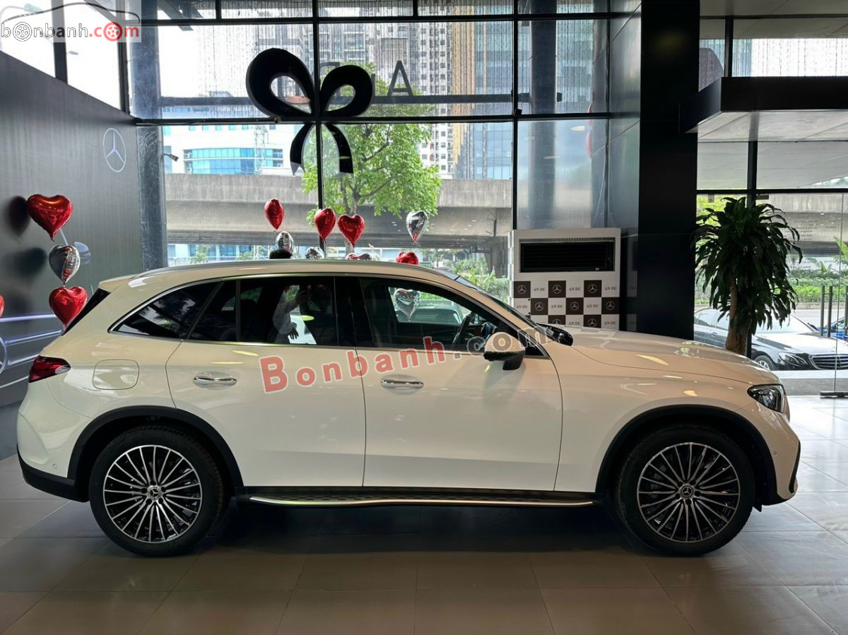 Bán ô tô Mercedes Benz GLC 300 4Matic - 2026 - xe mới