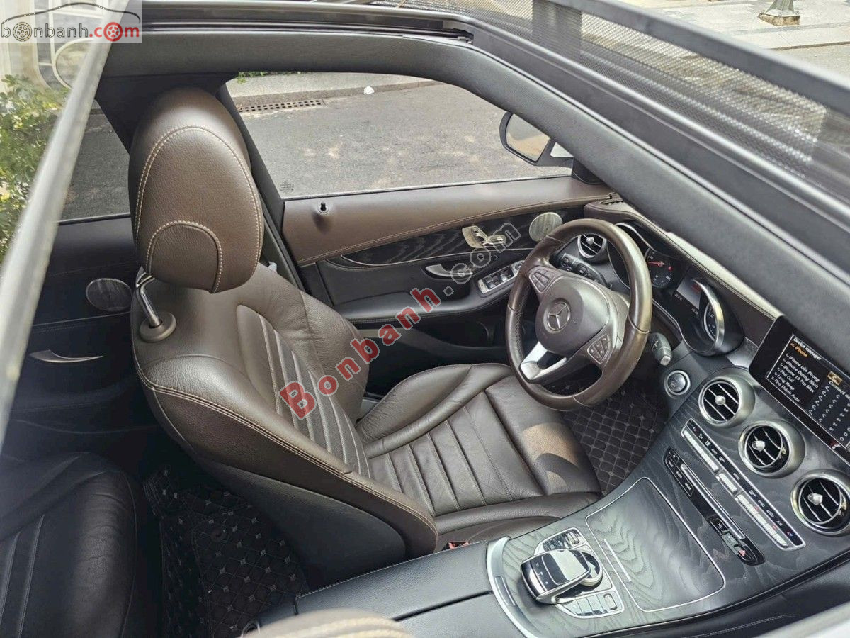 Bán ô tô Mercedes Benz GLC 300 4Matic - 2018 - xe cũ