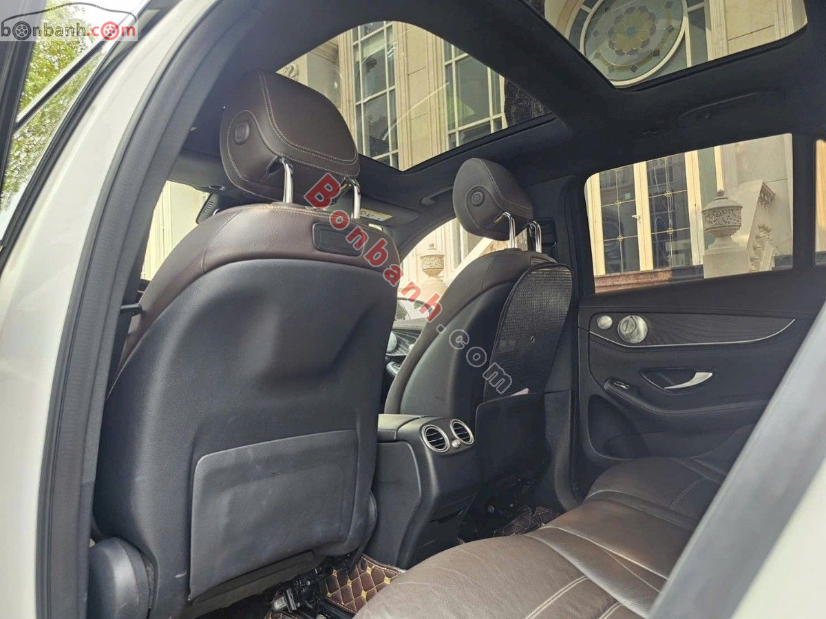 Bán ô tô Mercedes Benz GLC 300 4Matic - 2018 - xe cũ