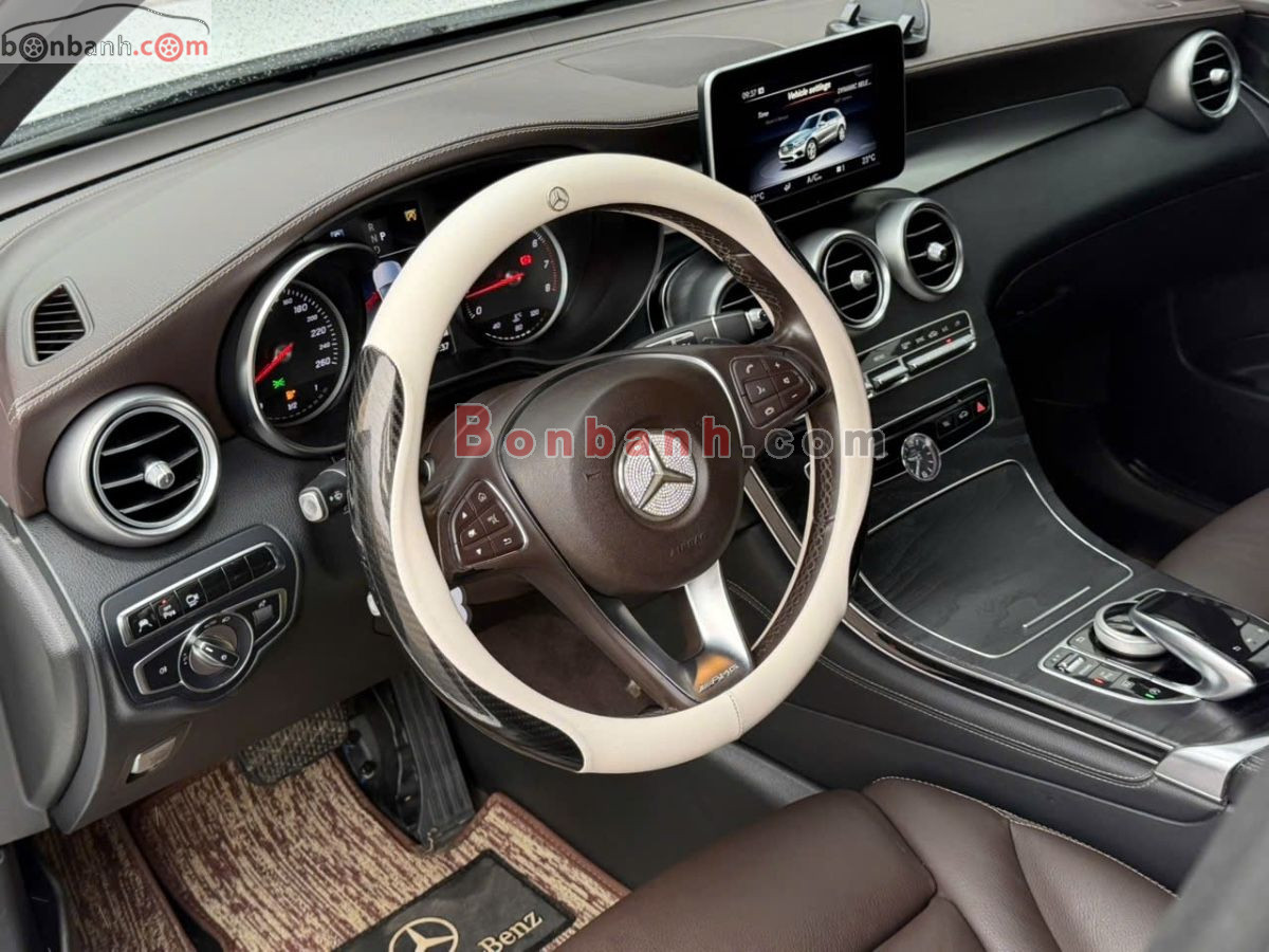 Bán ô tô Mercedes Benz GLC 250 4Matic - 2018 - xe cũ