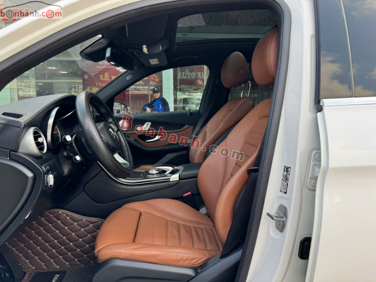 Bán ô tô Mercedes Benz GLC 300 4Matic - 2018 - xe cũ