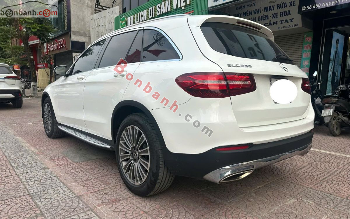 Bán ô tô Mercedes Benz GLC 250 4Matic - 2018 - xe cũ
