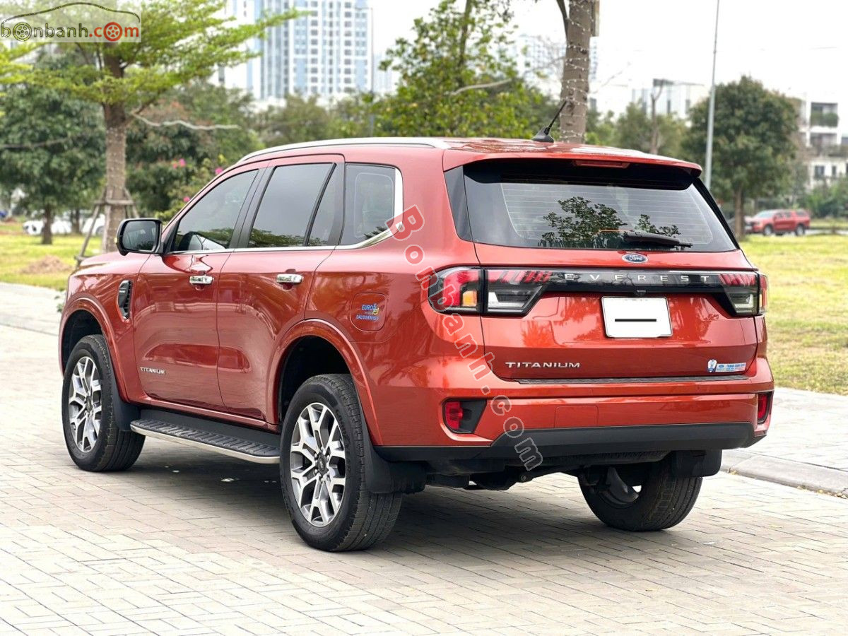 Bán ô tô Ford Everest Titanium 2.0L 4x2 AT - 2023 - xe cũ