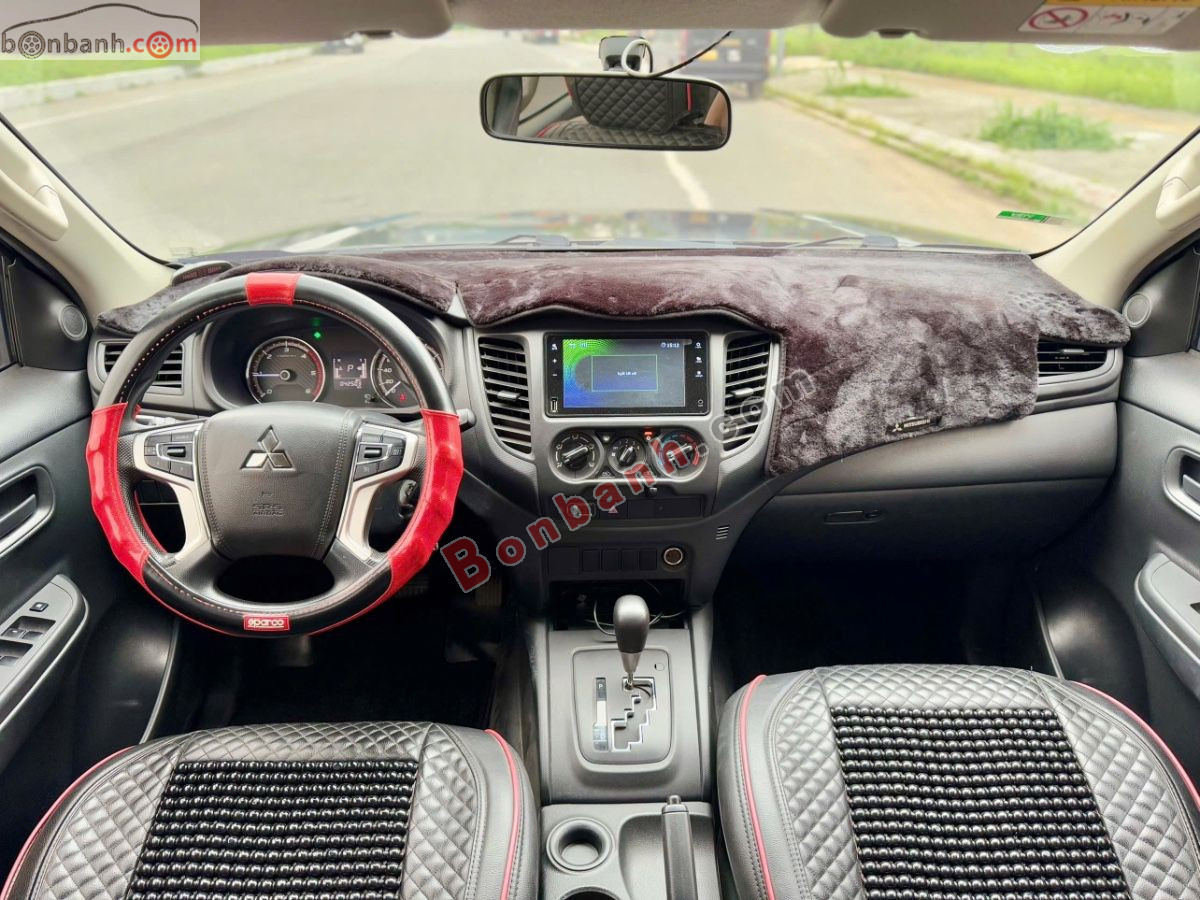 Bán ô tô Mitsubishi Triton 4x2 AT - 2023 - xe cũ