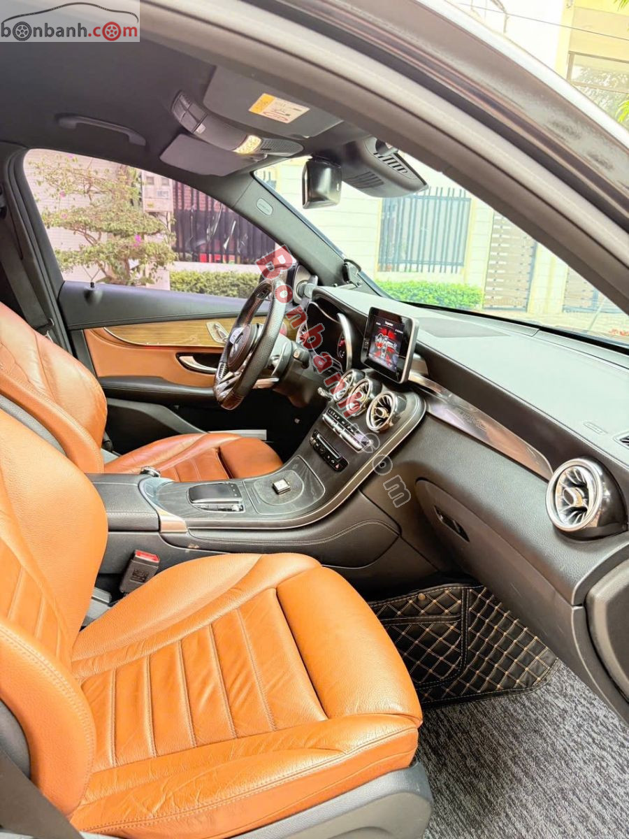 Bán ô tô Mercedes Benz GLC 250 4Matic - 2018 - xe cũ