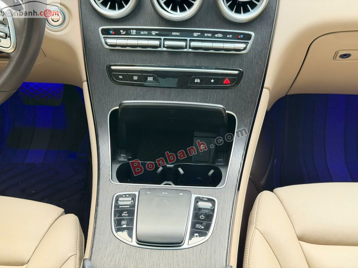 Bán ô tô Mercedes Benz GLC 300 4Matic - 2021 - xe cũ