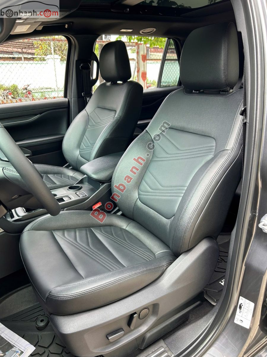 Bán ô tô Ford Everest Titanium 2.0L 4x2 AT - 2024 - xe cũ