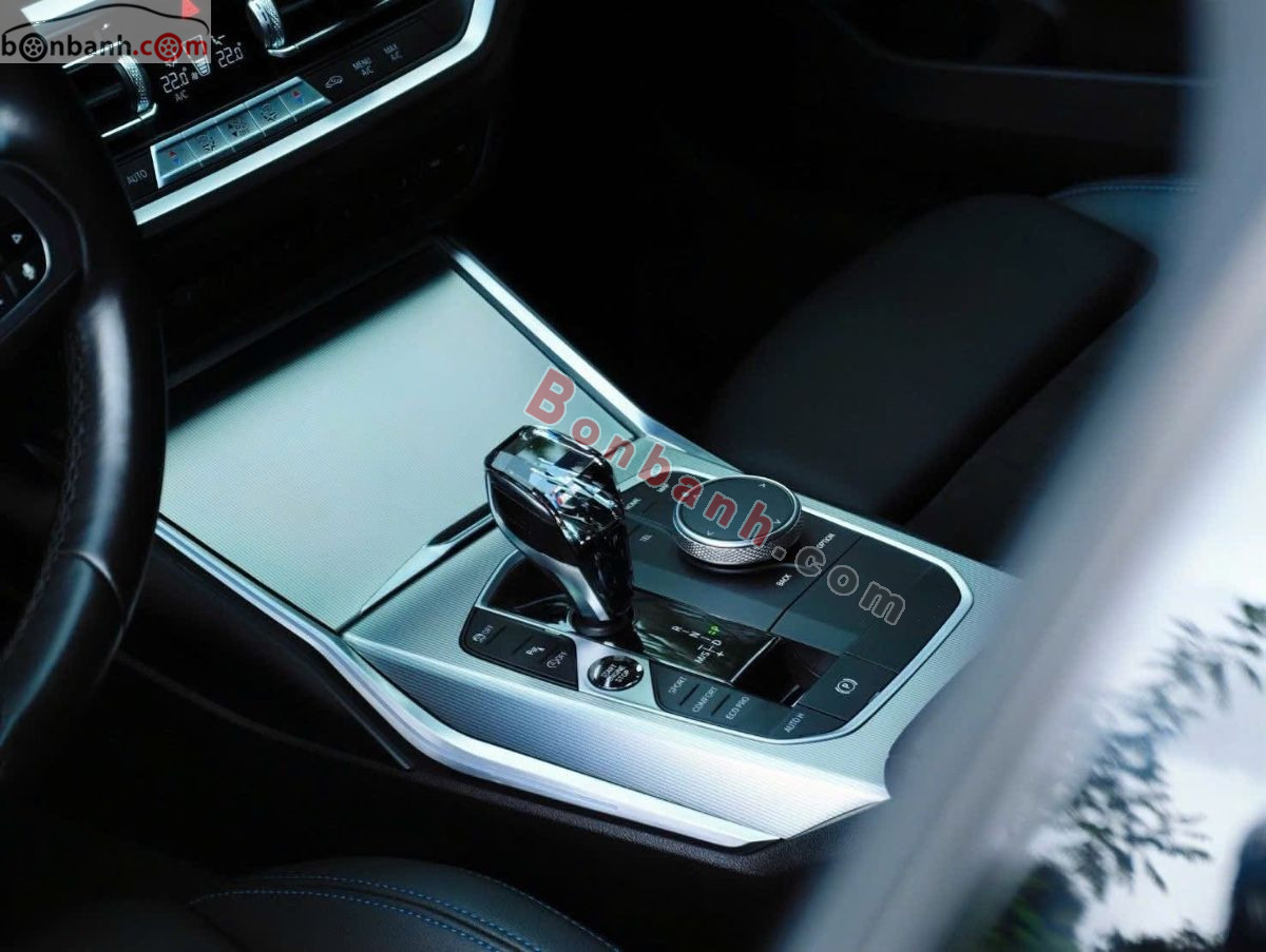 Bán ô tô BMW 3 Series 320i M Sport - 2022 - xe cũ