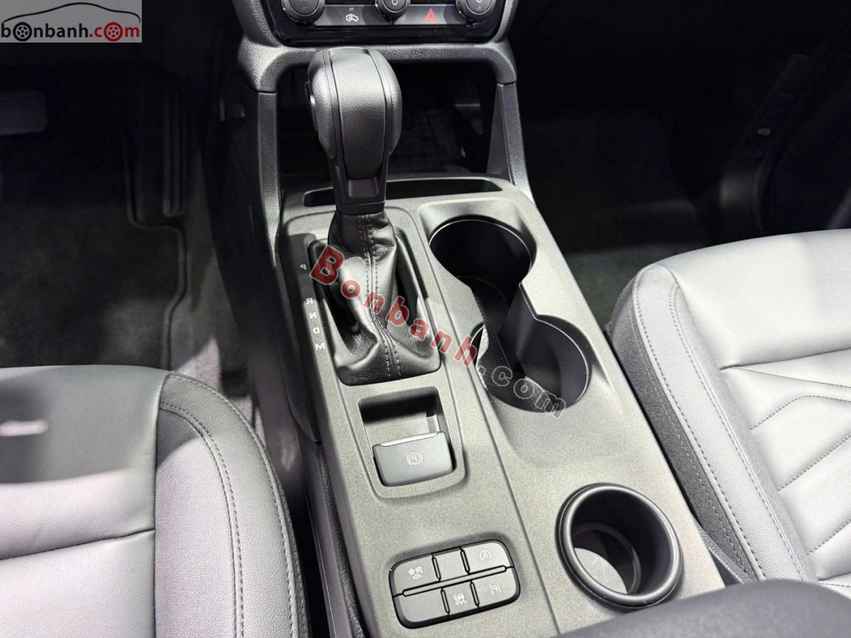 Bán ô tô Ford Everest Active 2.0L 4x2 AT - 2026 - xe mới