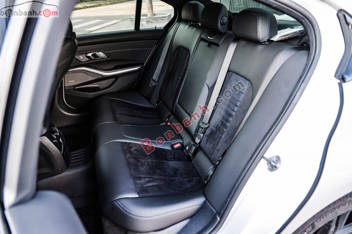 Bán ô tô BMW 3 Series 320i M Sport - 2024 - xe cũ